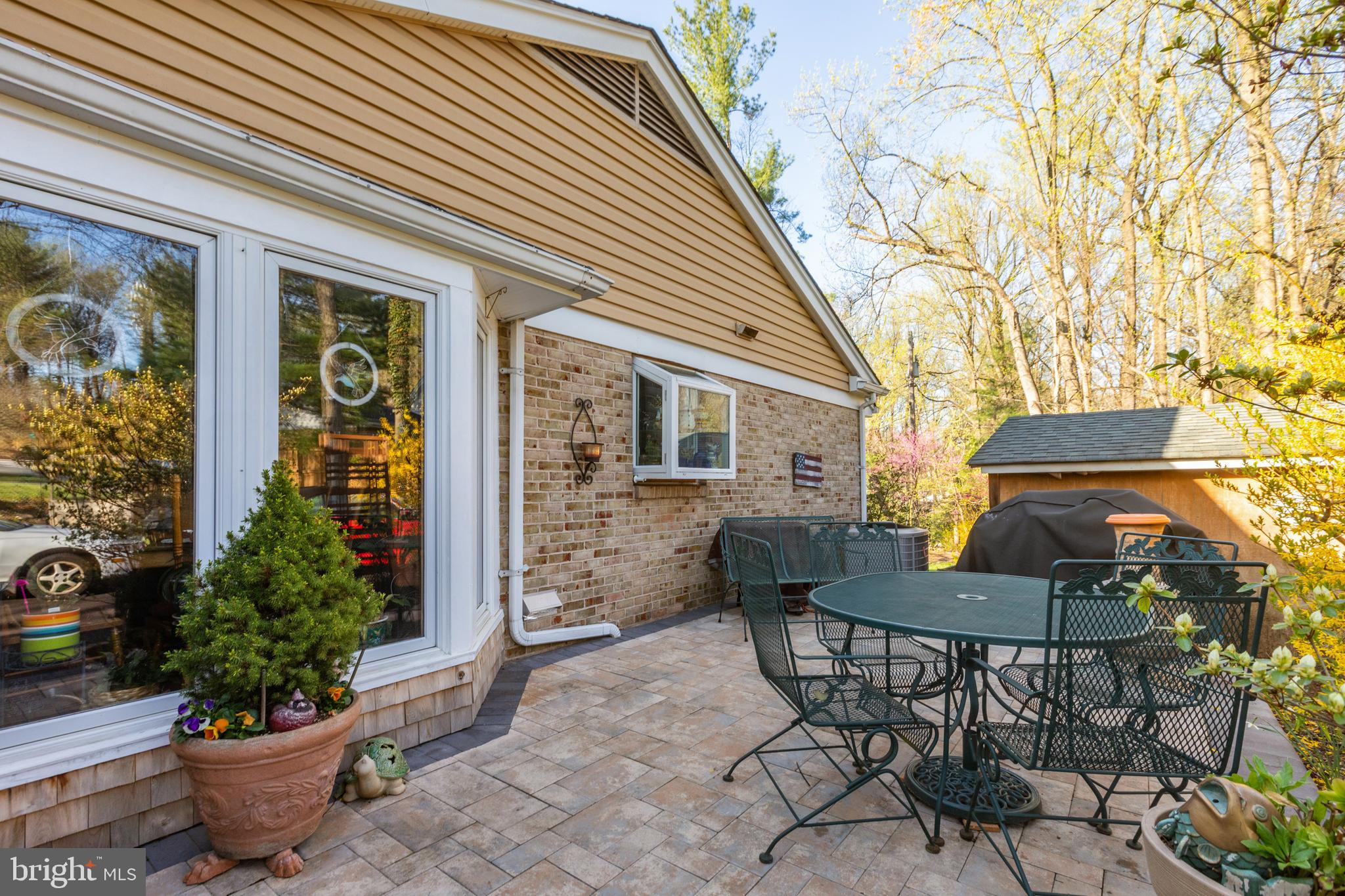 HAMPTON GARDENS - Residential