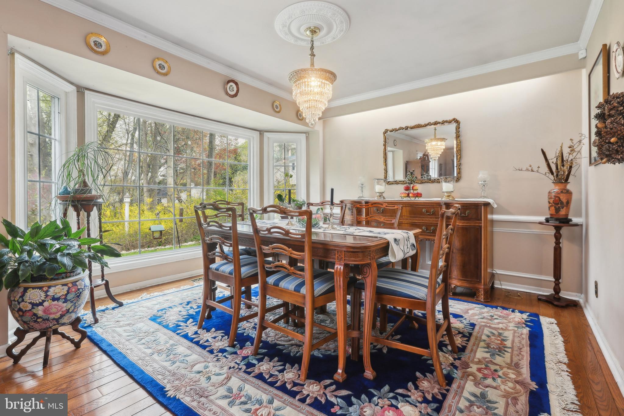 HAMPTON GARDENS - Residential