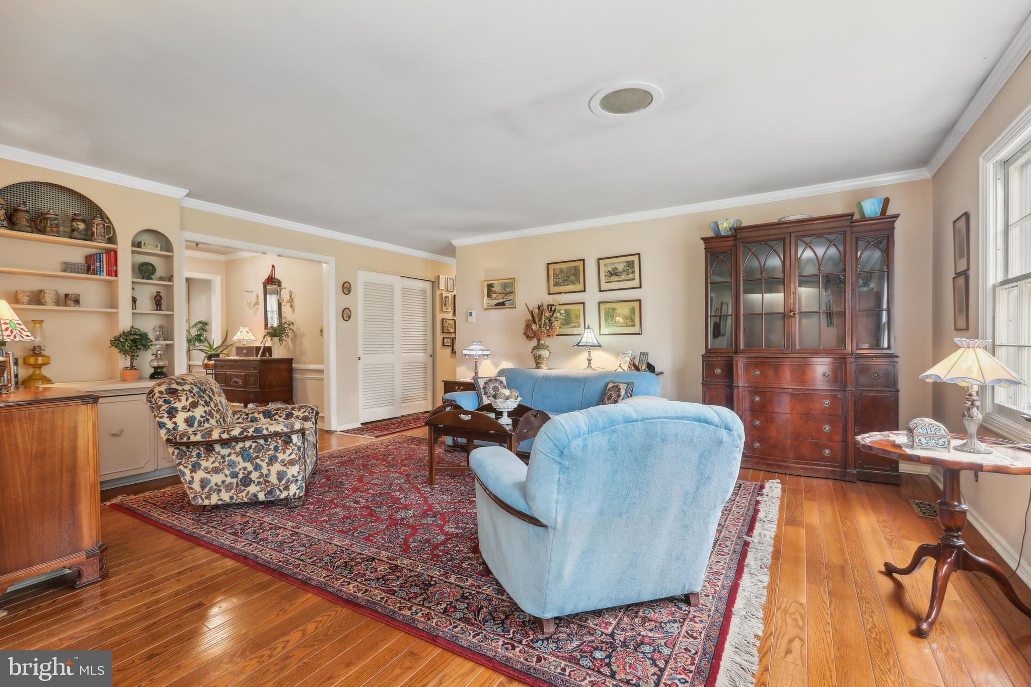 HAMPTON GARDENS - Residential