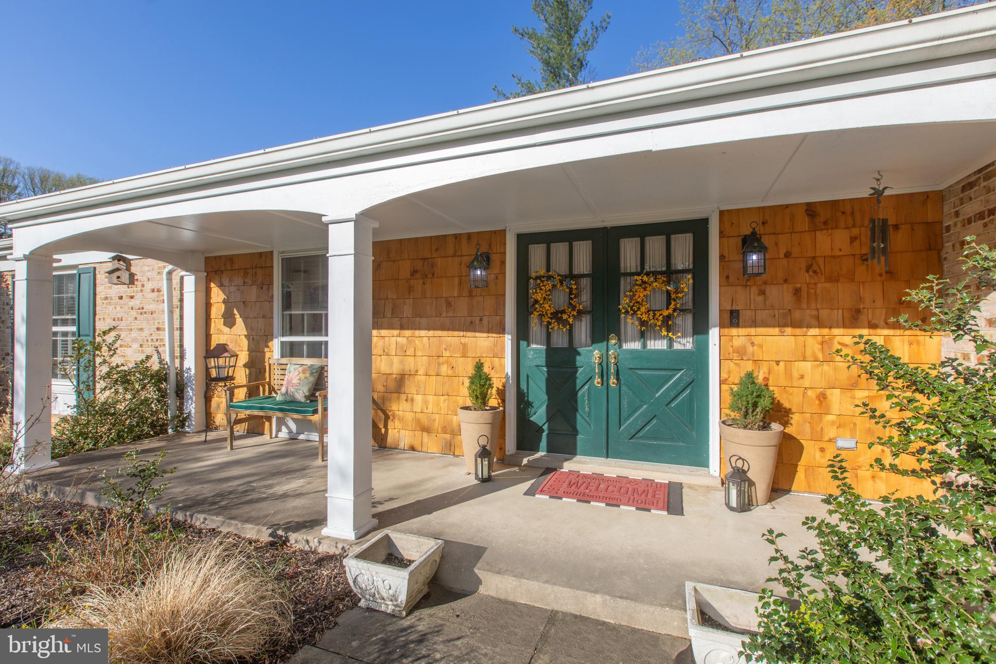 HAMPTON GARDENS - Residential