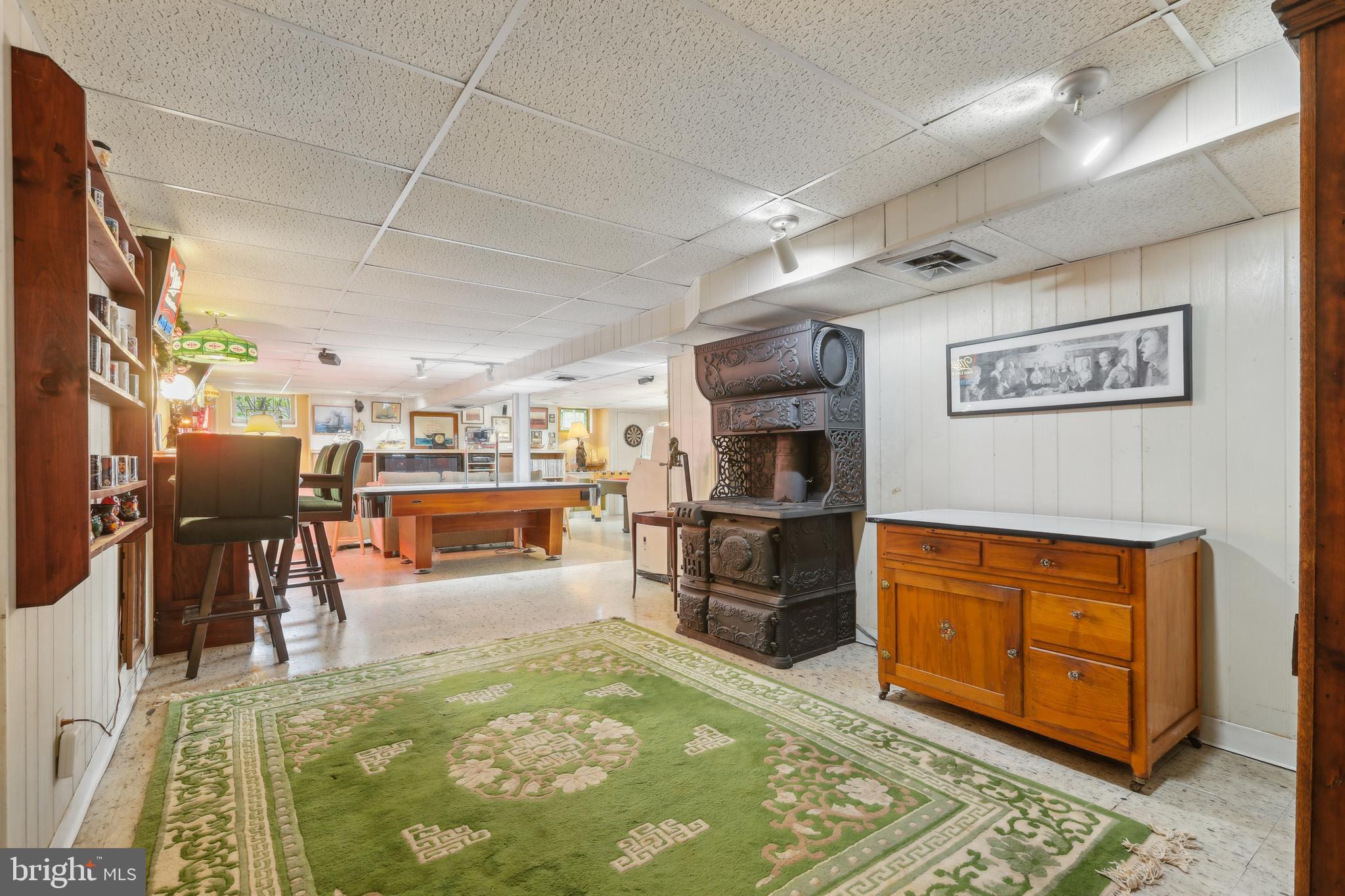 HAMPTON GARDENS - Residential