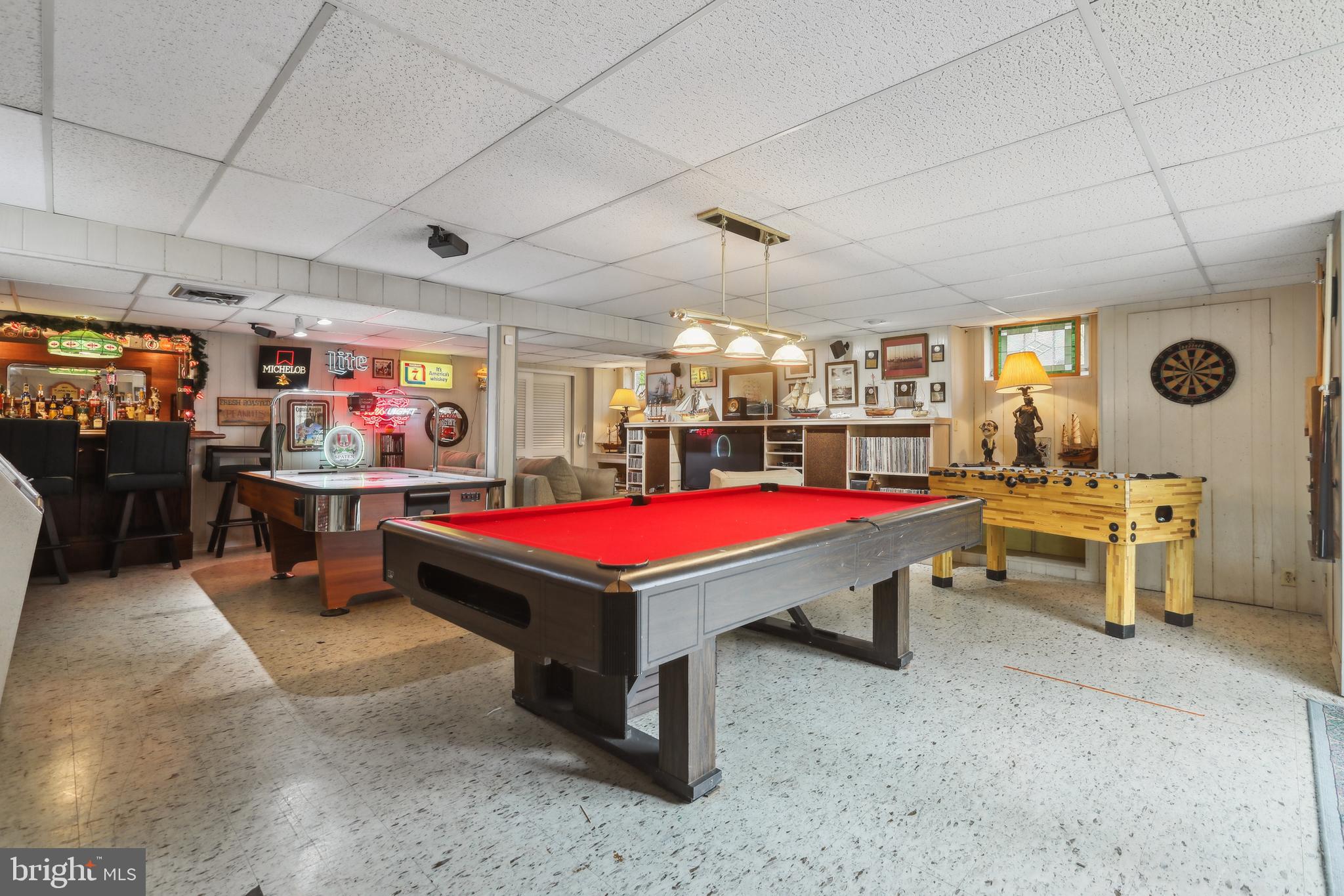 HAMPTON GARDENS - Residential