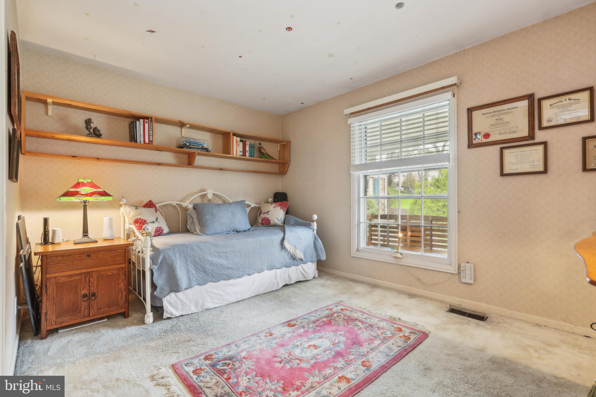 HAMPTON GARDENS - Residential