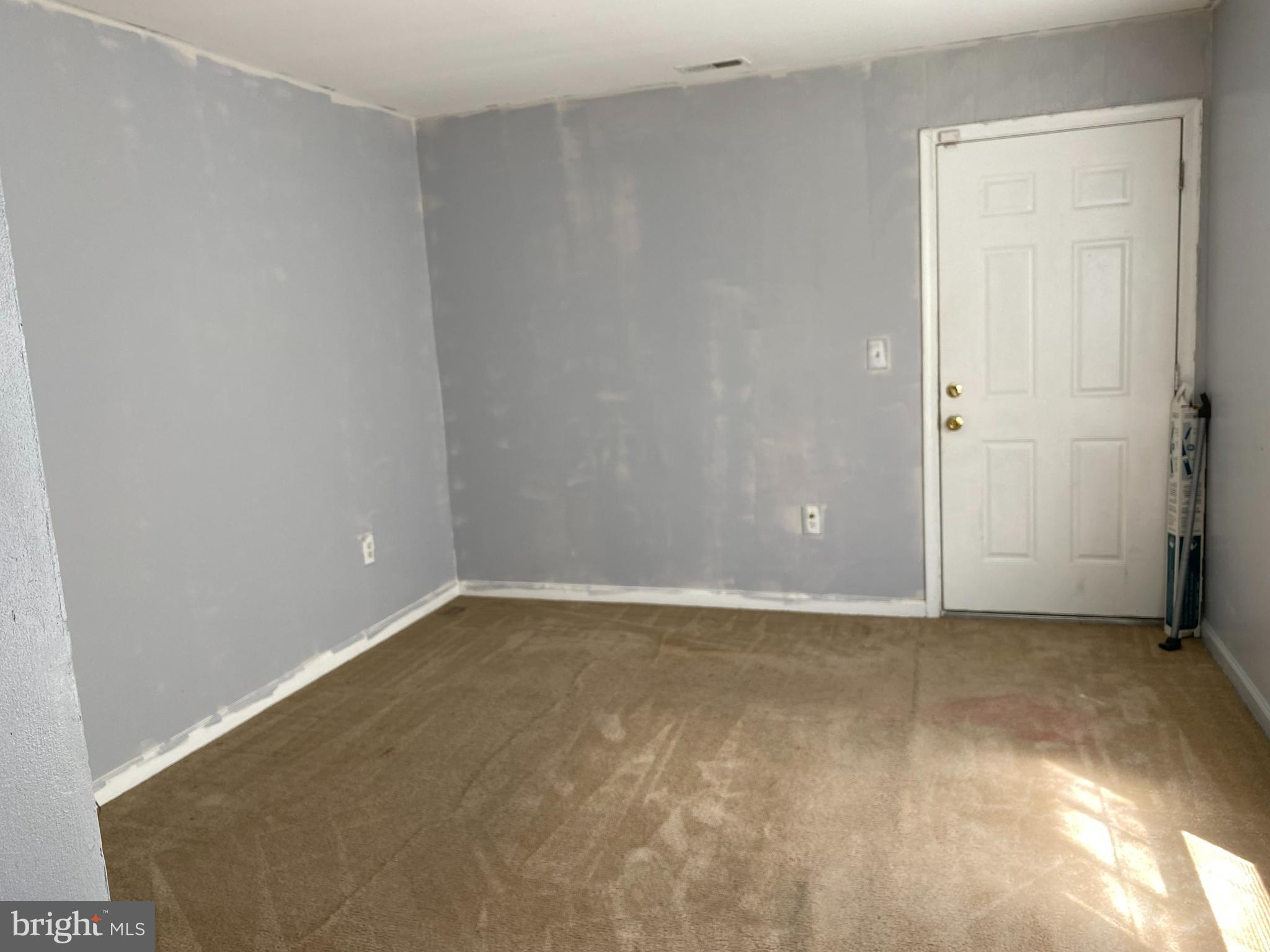 SEAT PLEASANT - Residential