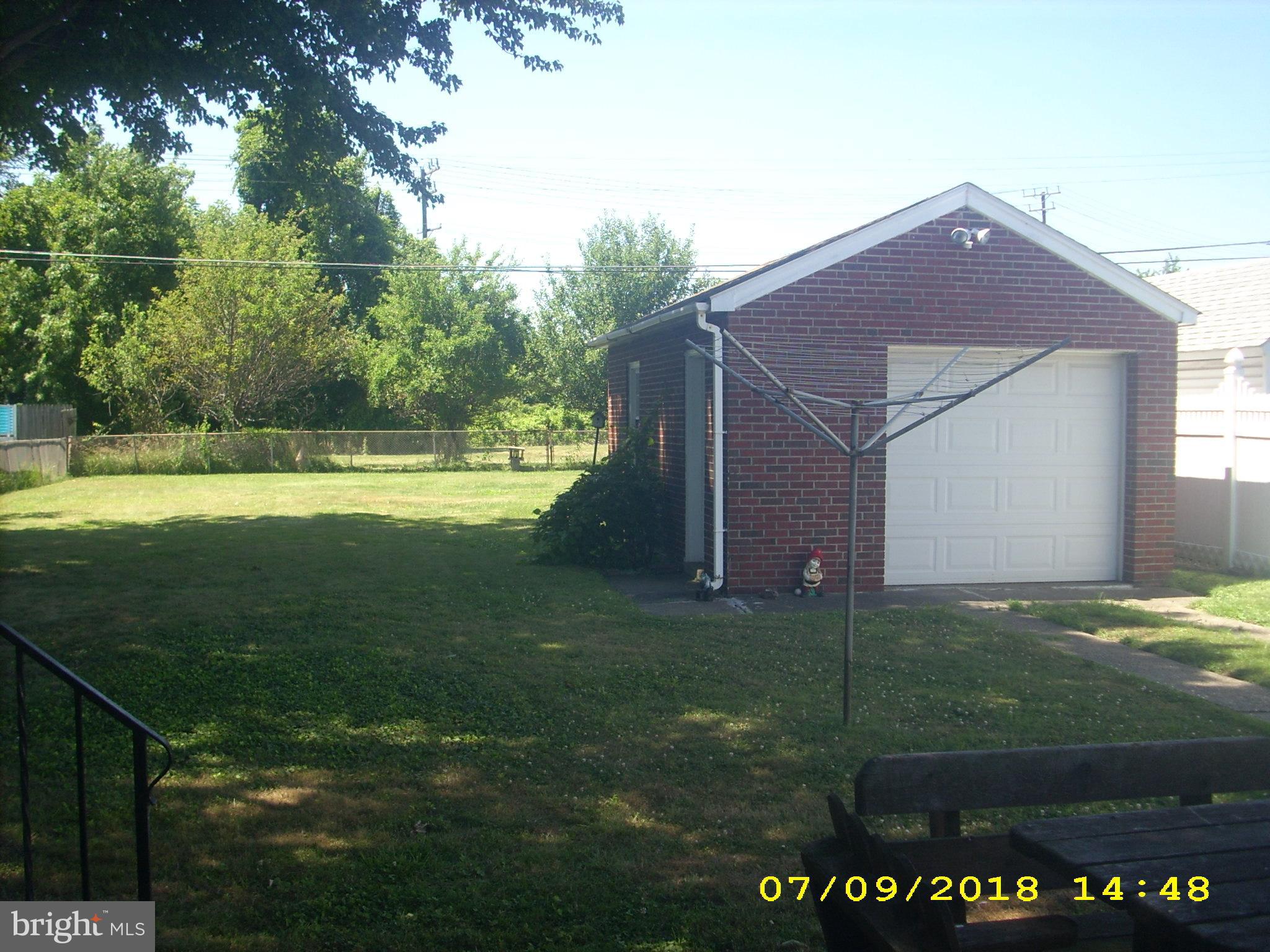 CEDAR CREST - Residential