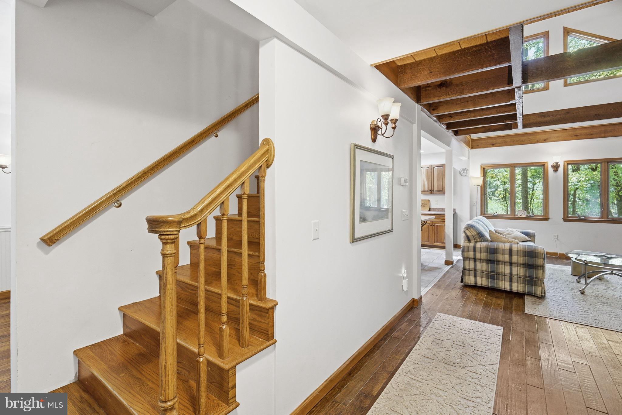PINEY NECK - Residential