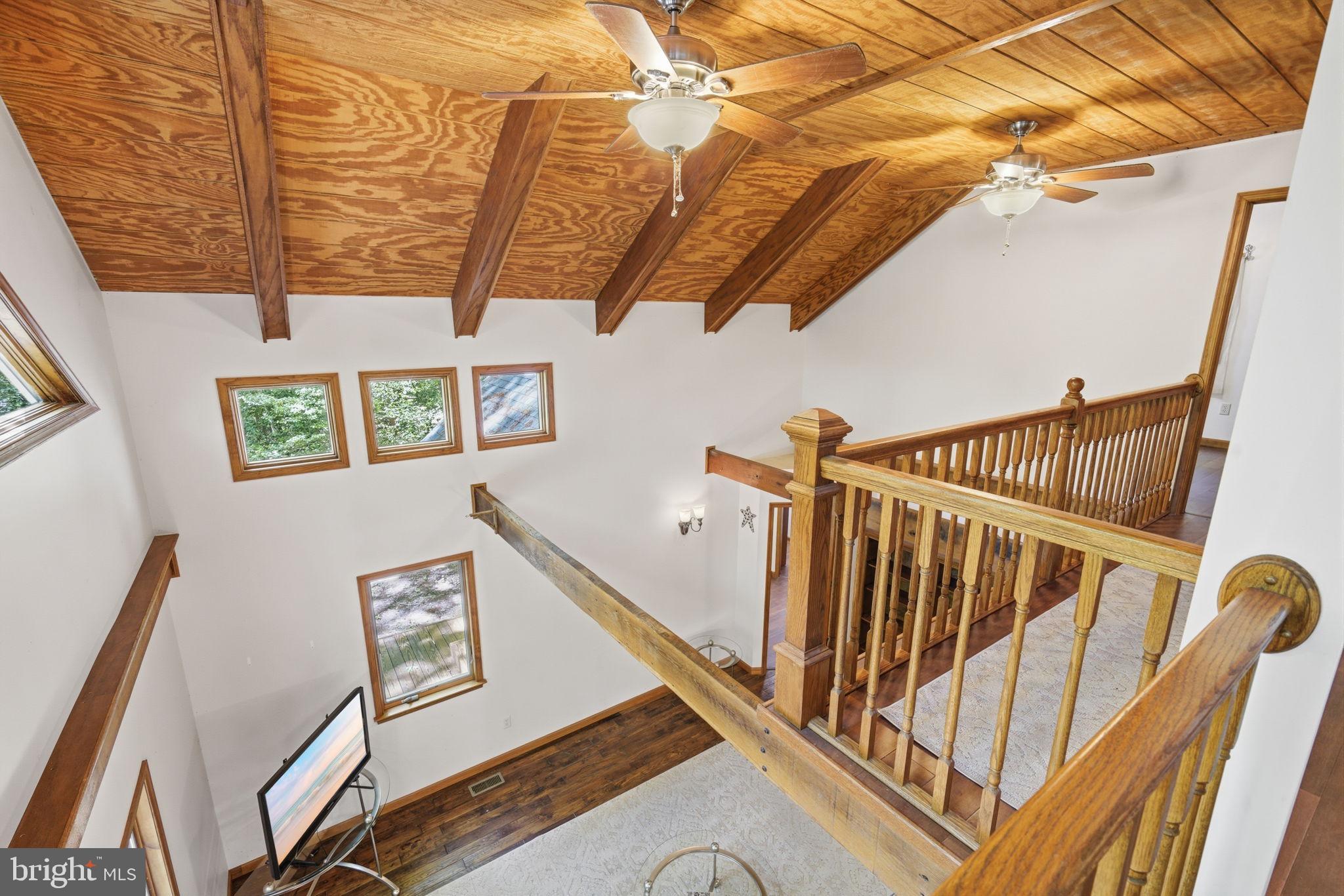 PINEY NECK - Residential