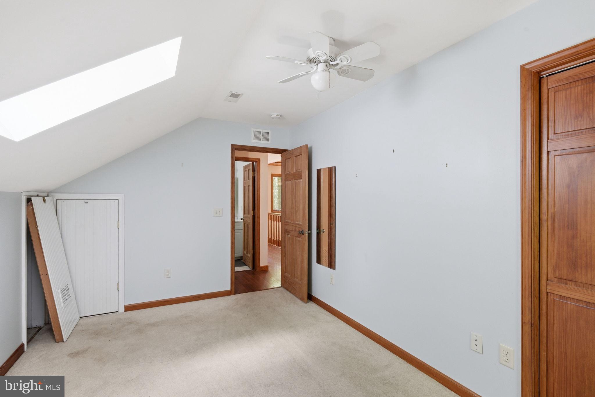 PINEY NECK - Residential