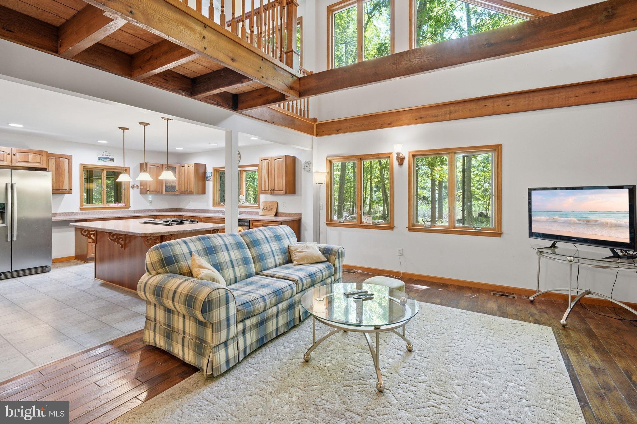 PINEY NECK - Residential