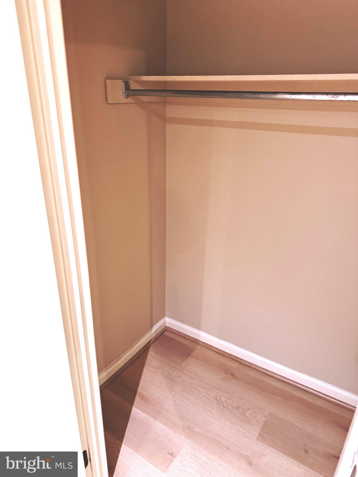 1010 22ND STREET NW B