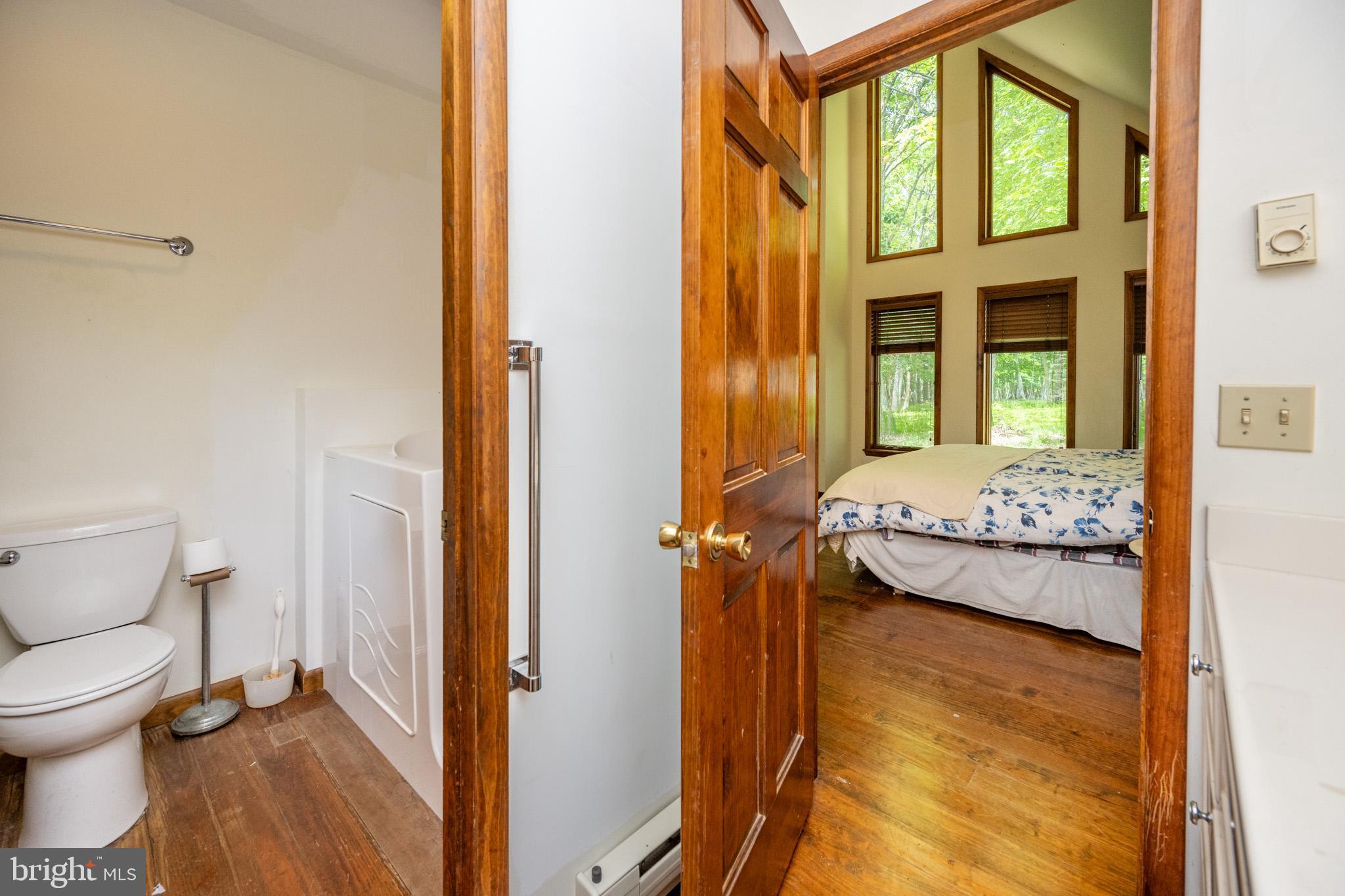 THOUSAND ACRES - Residential