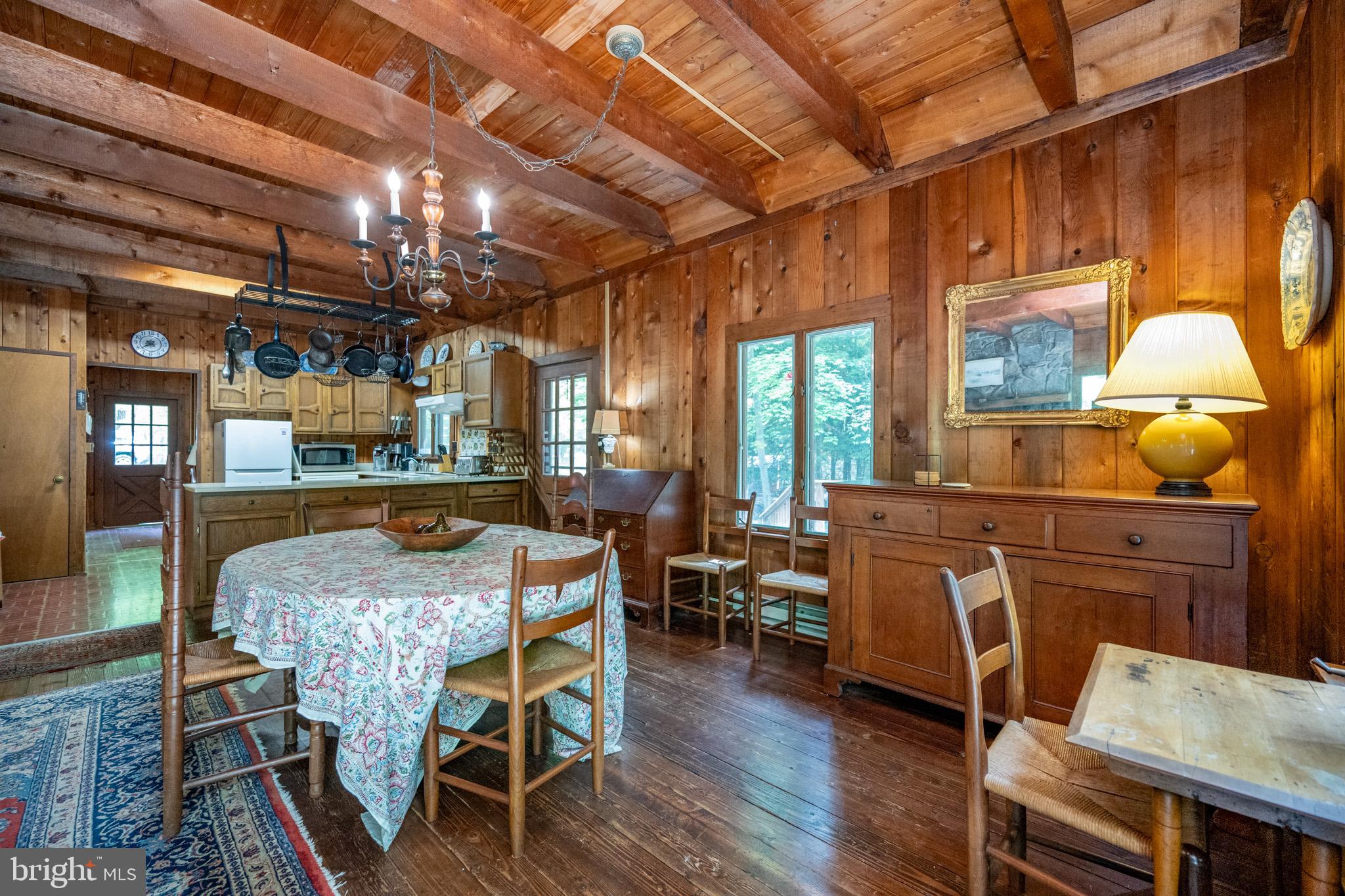 THOUSAND ACRES - Residential