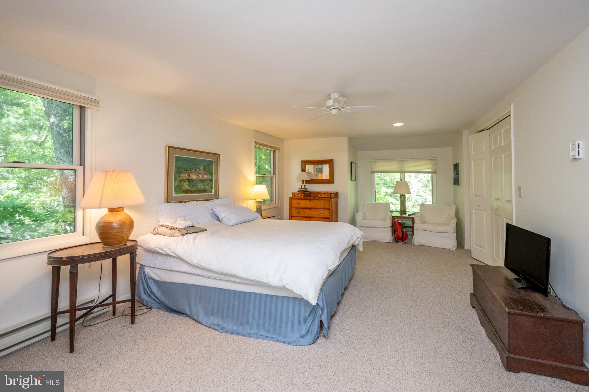 THOUSAND ACRES - Residential