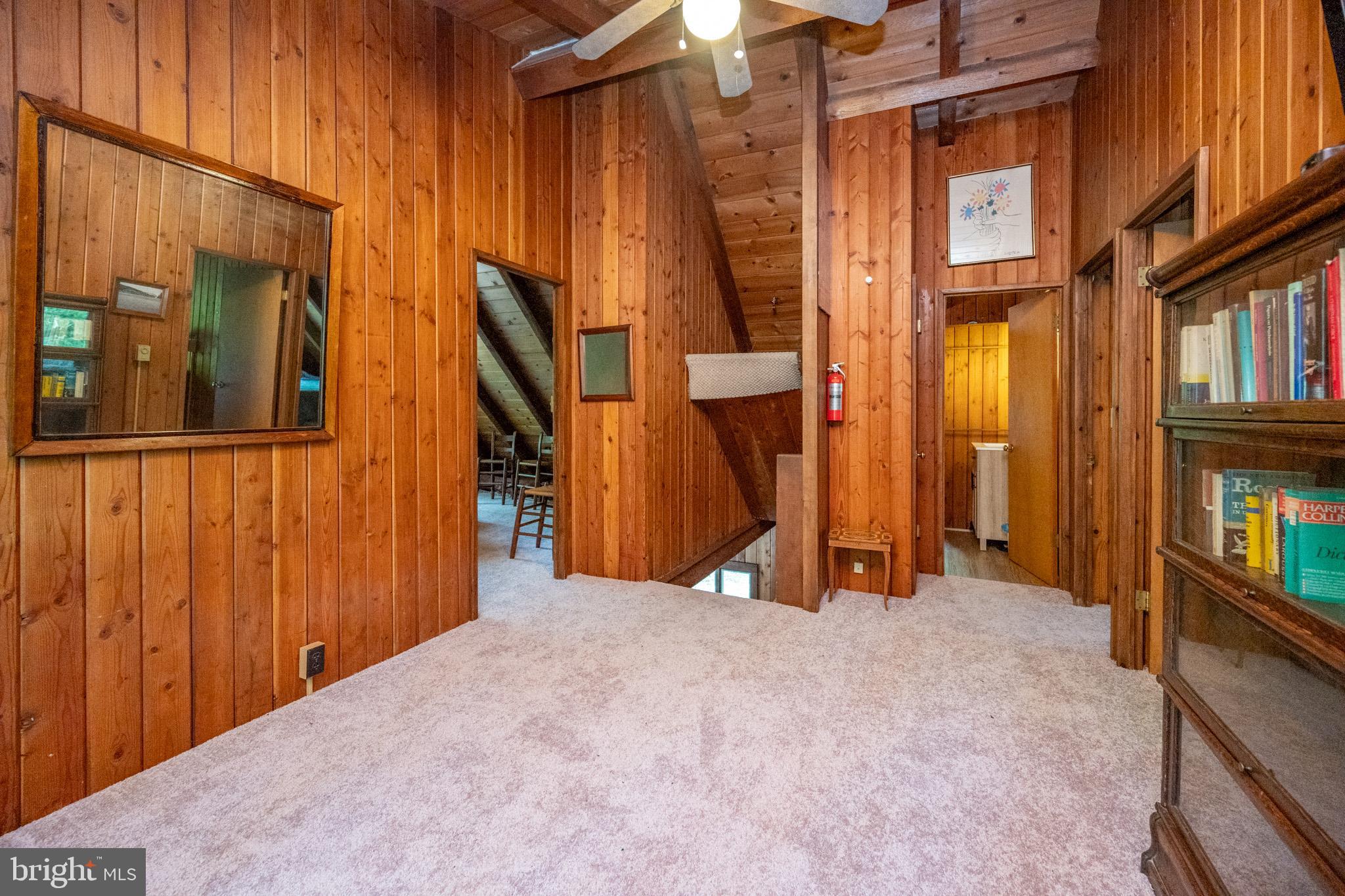 THOUSAND ACRES - Residential