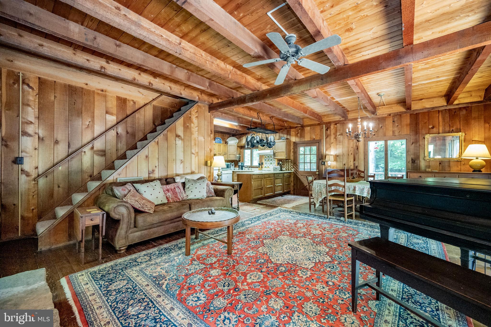 THOUSAND ACRES - Residential