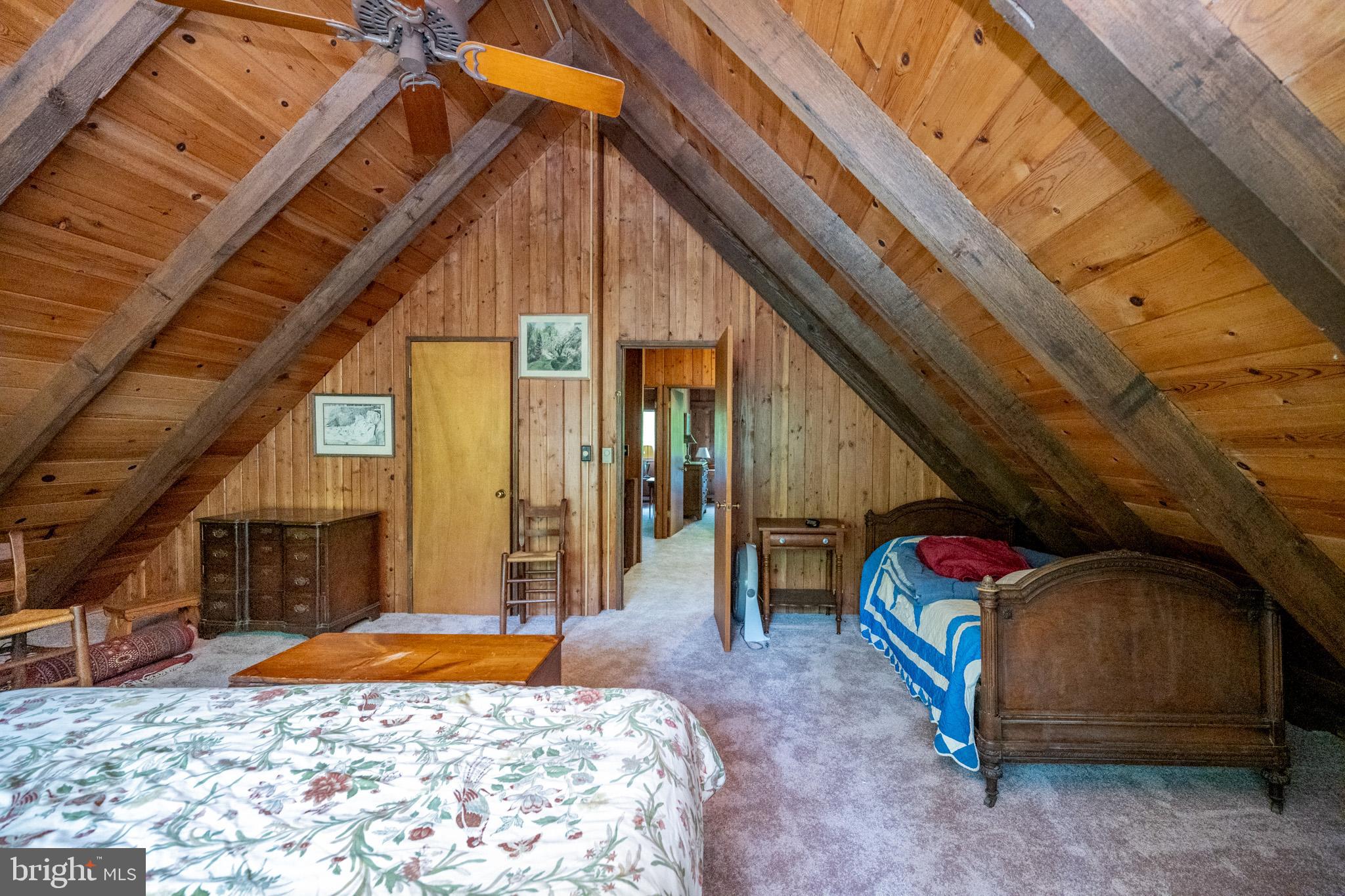 THOUSAND ACRES - Residential