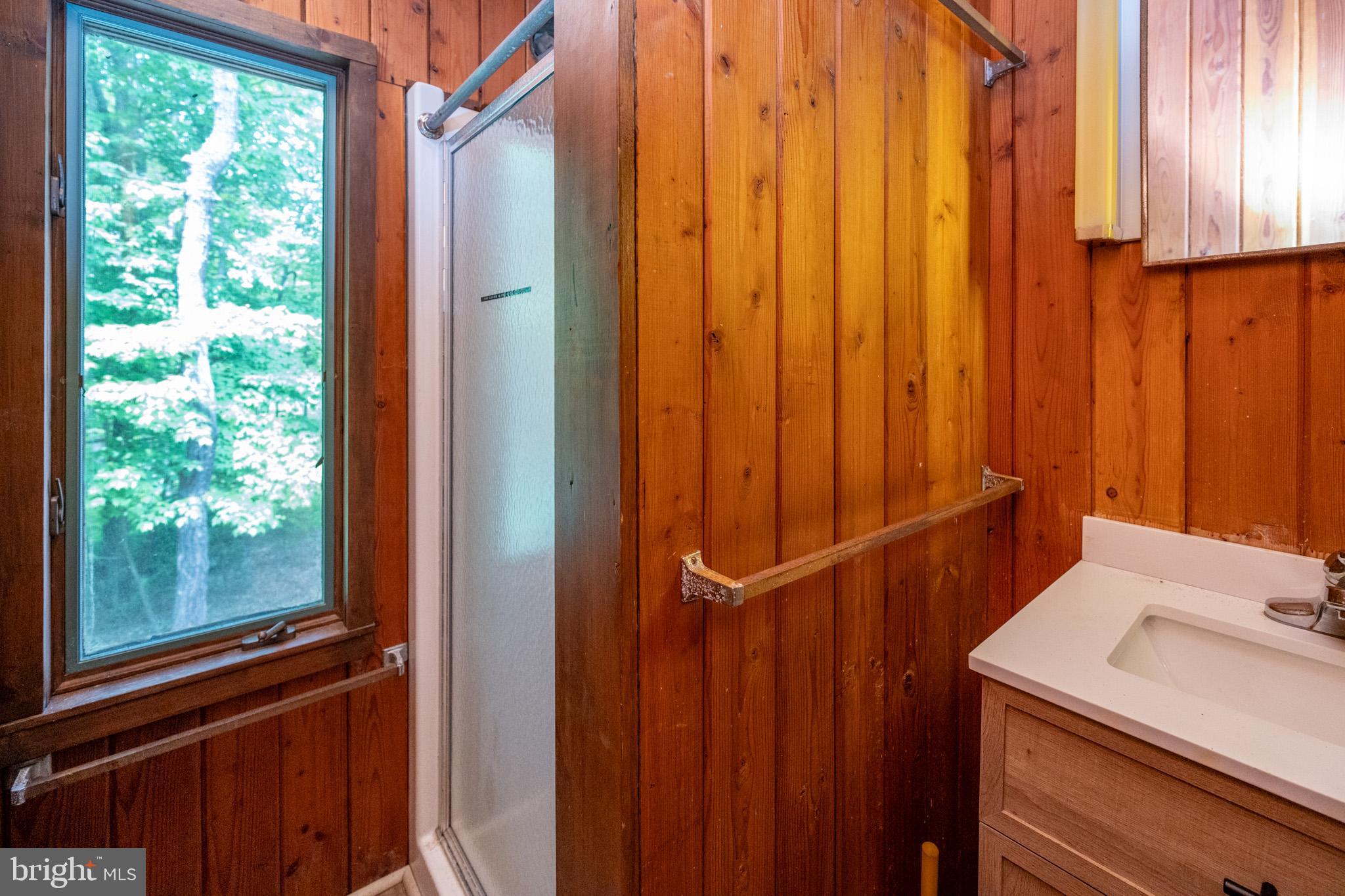 THOUSAND ACRES - Residential