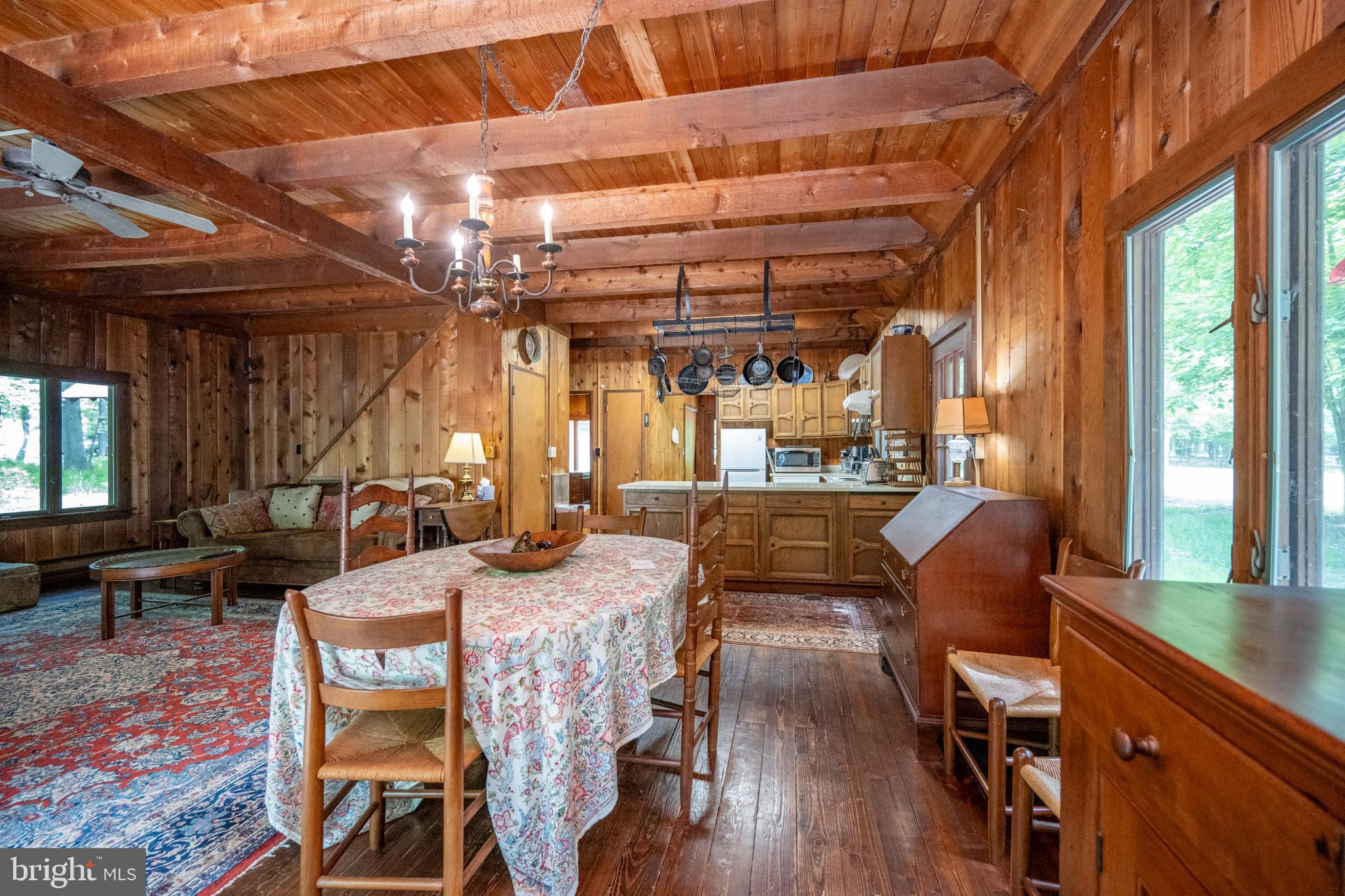 THOUSAND ACRES - Residential