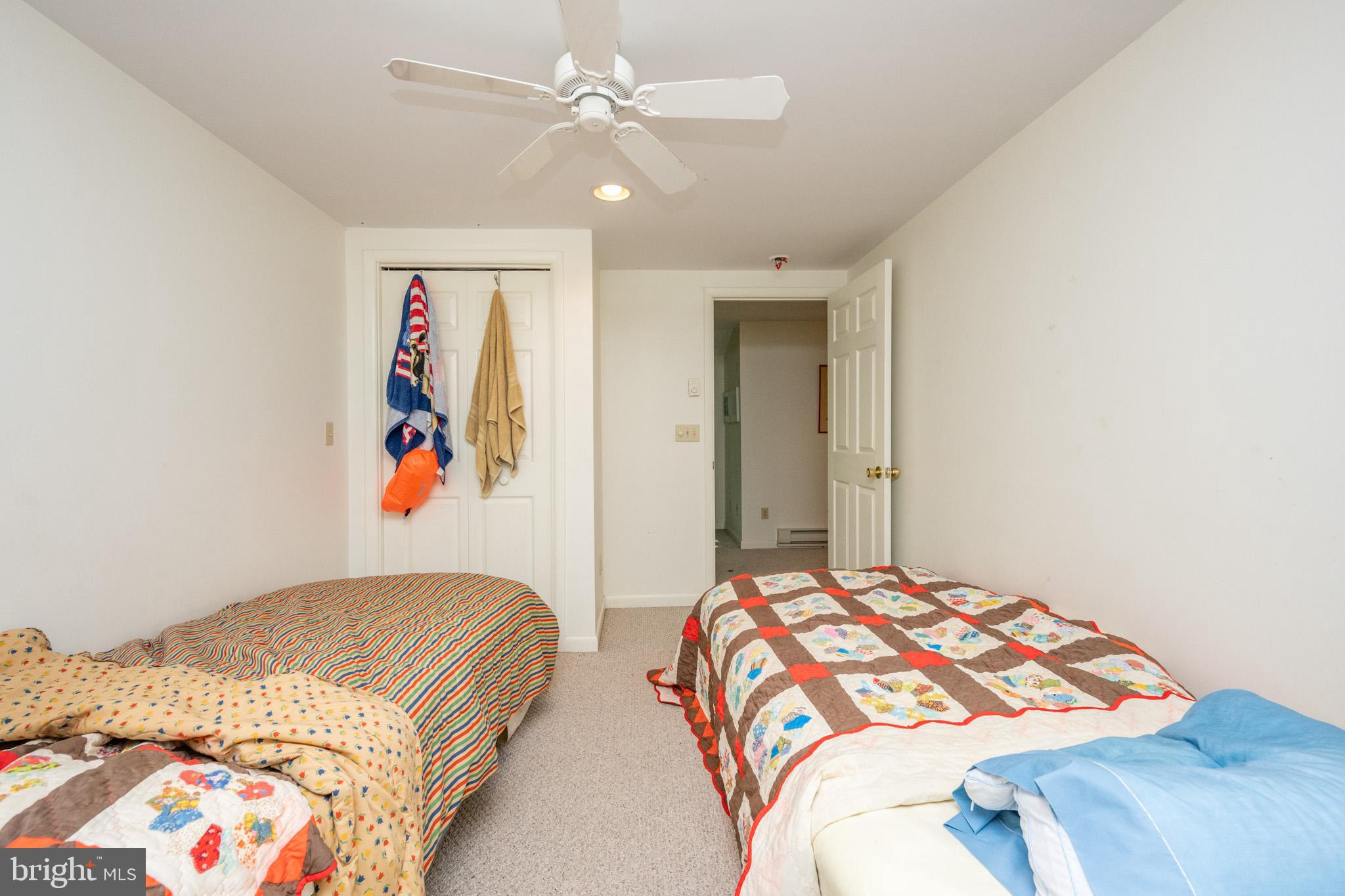 THOUSAND ACRES - Residential