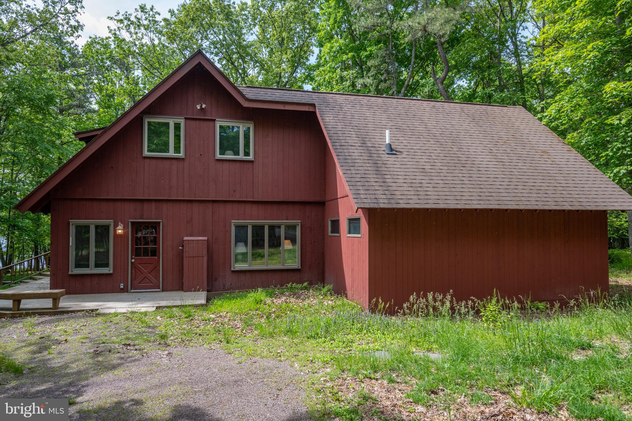 THOUSAND ACRES - Residential