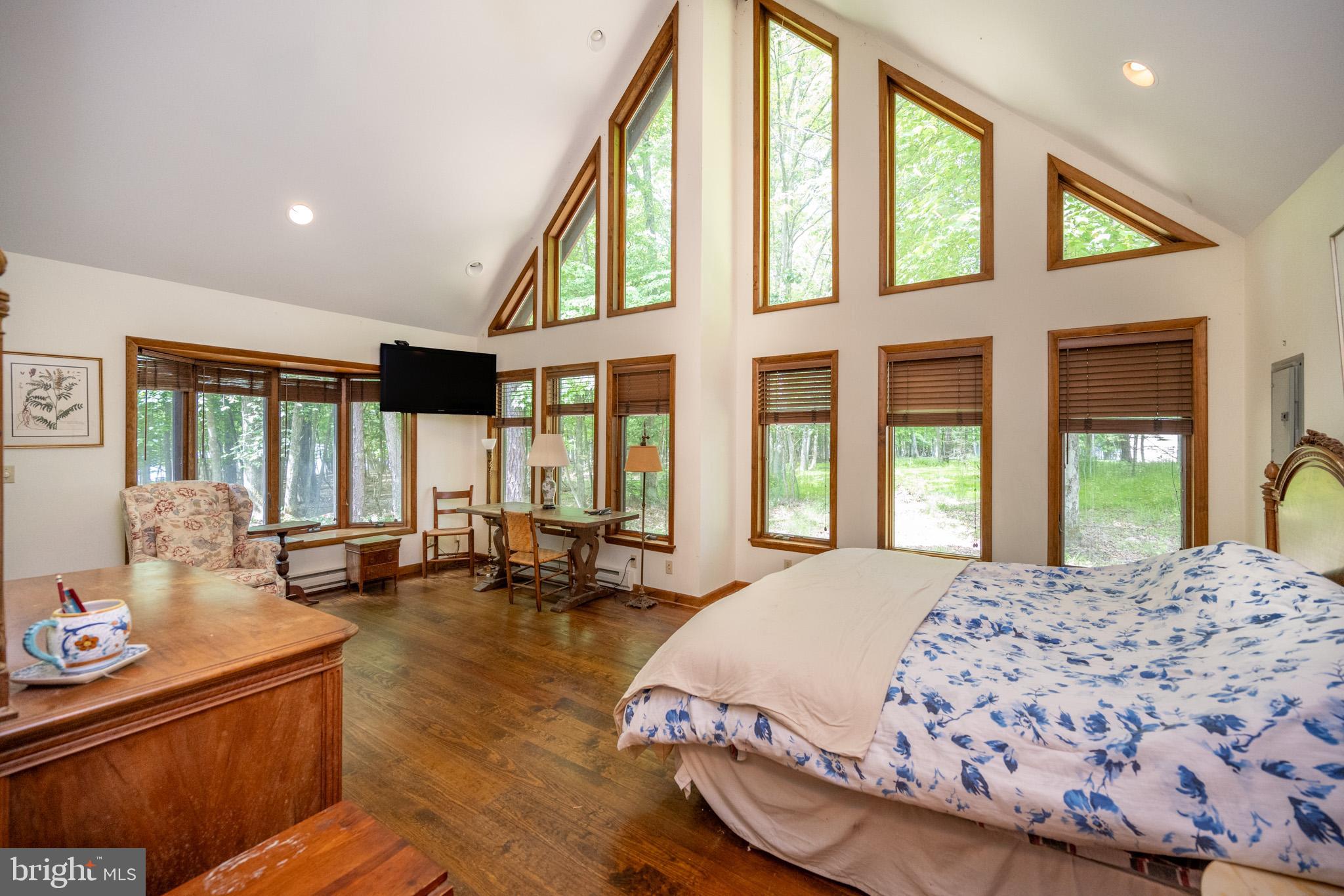 THOUSAND ACRES - Residential