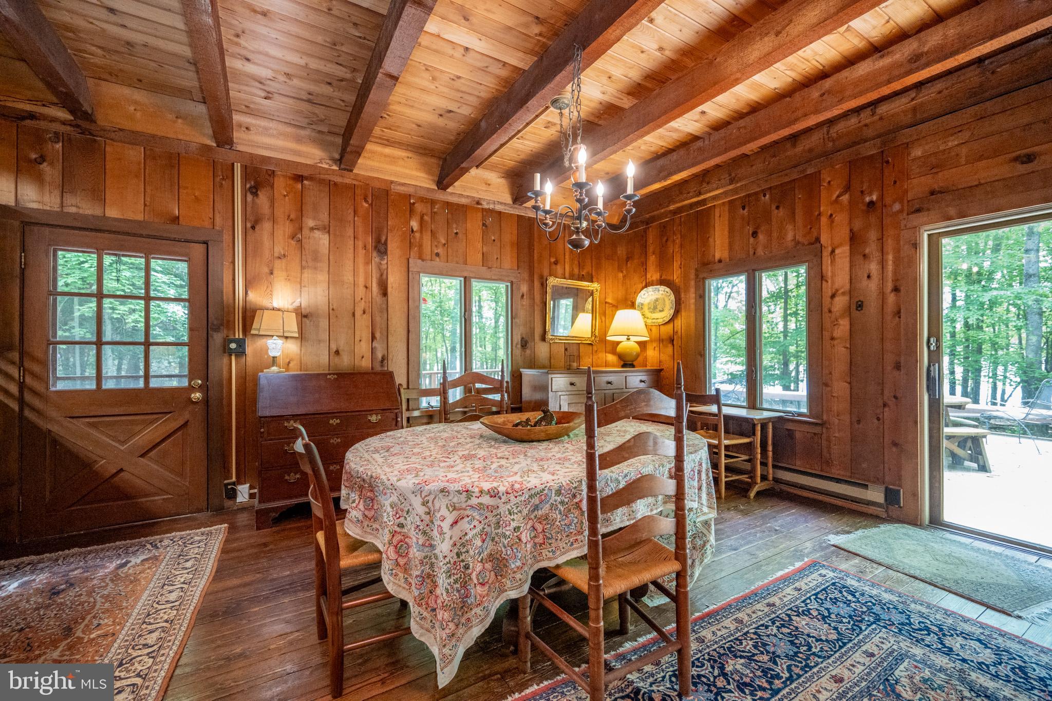 THOUSAND ACRES - Residential