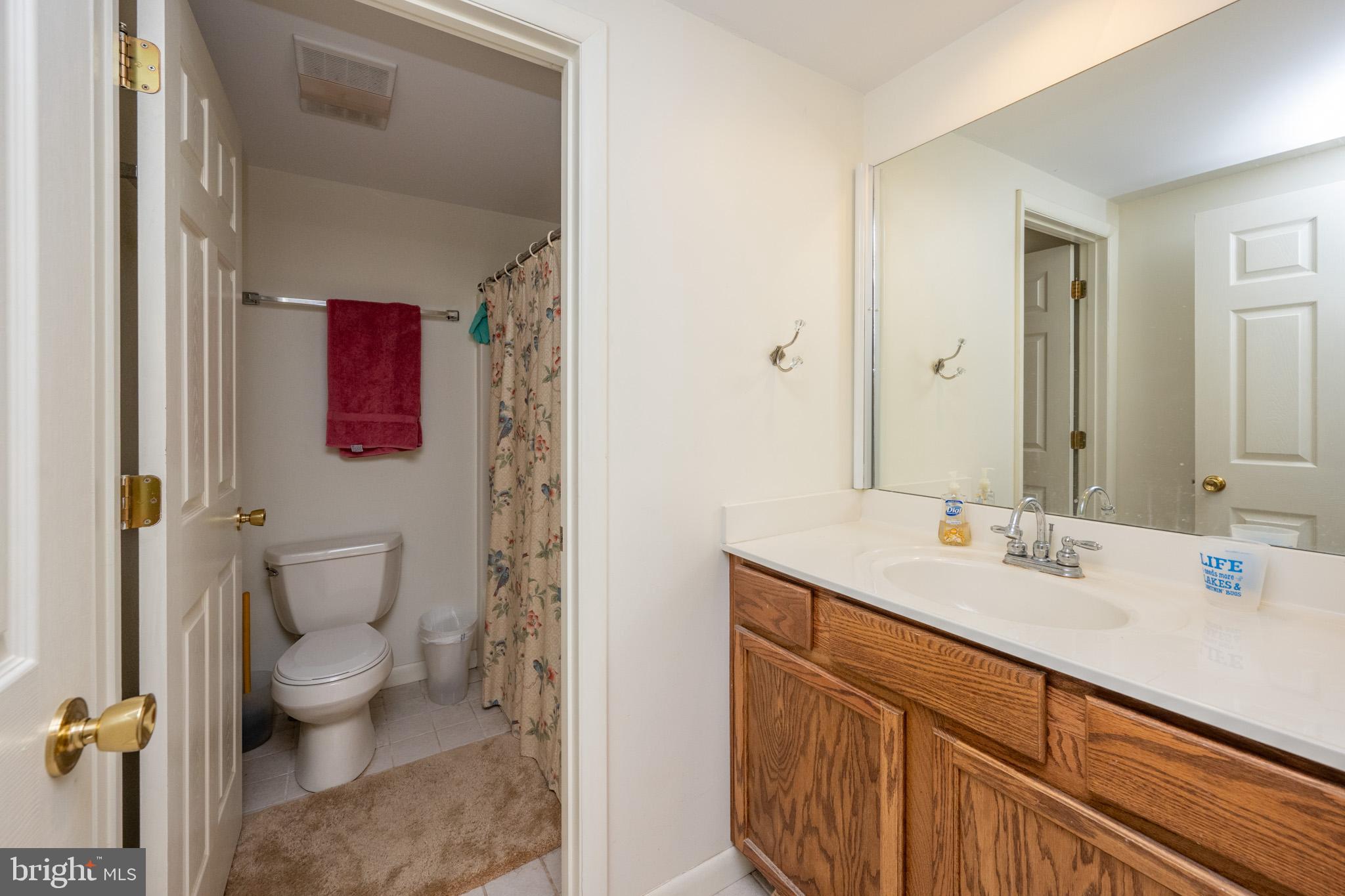 THOUSAND ACRES - Residential