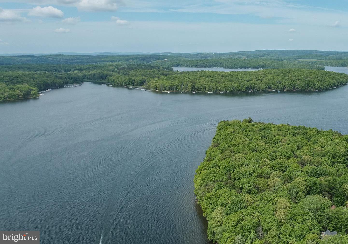 THOUSAND ACRES - Residential