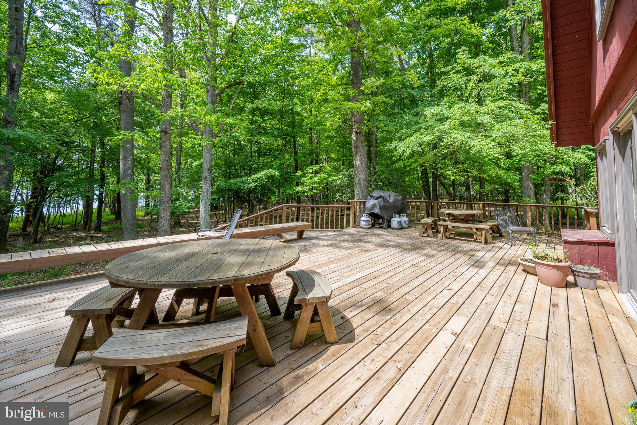 THOUSAND ACRES - Residential