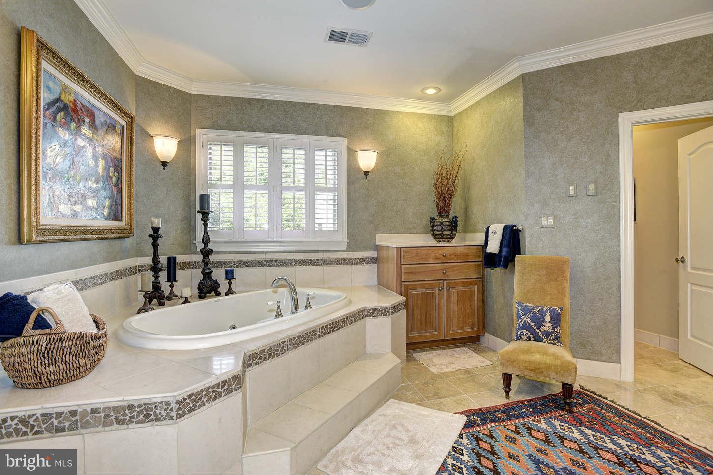 THE RESERVE - Residential