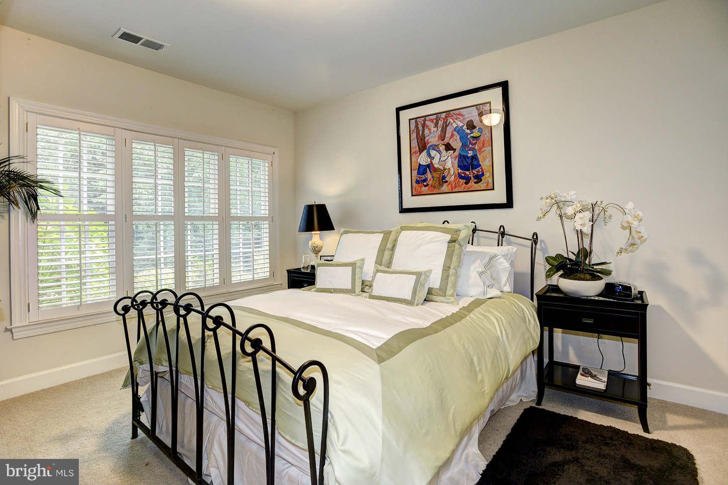 THE RESERVE - Residential