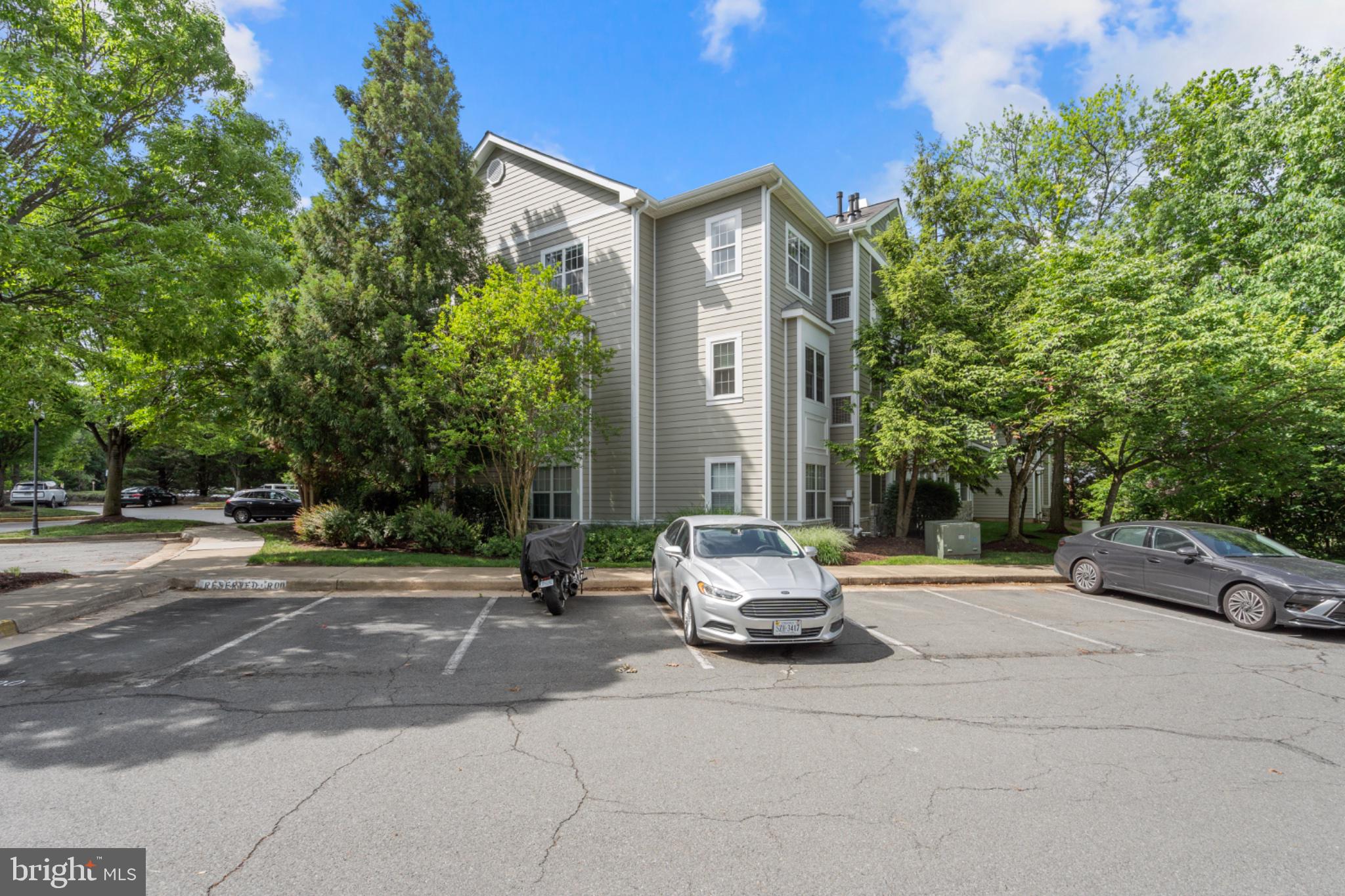 1700 LAKE SHORE CREST DRIVE 13