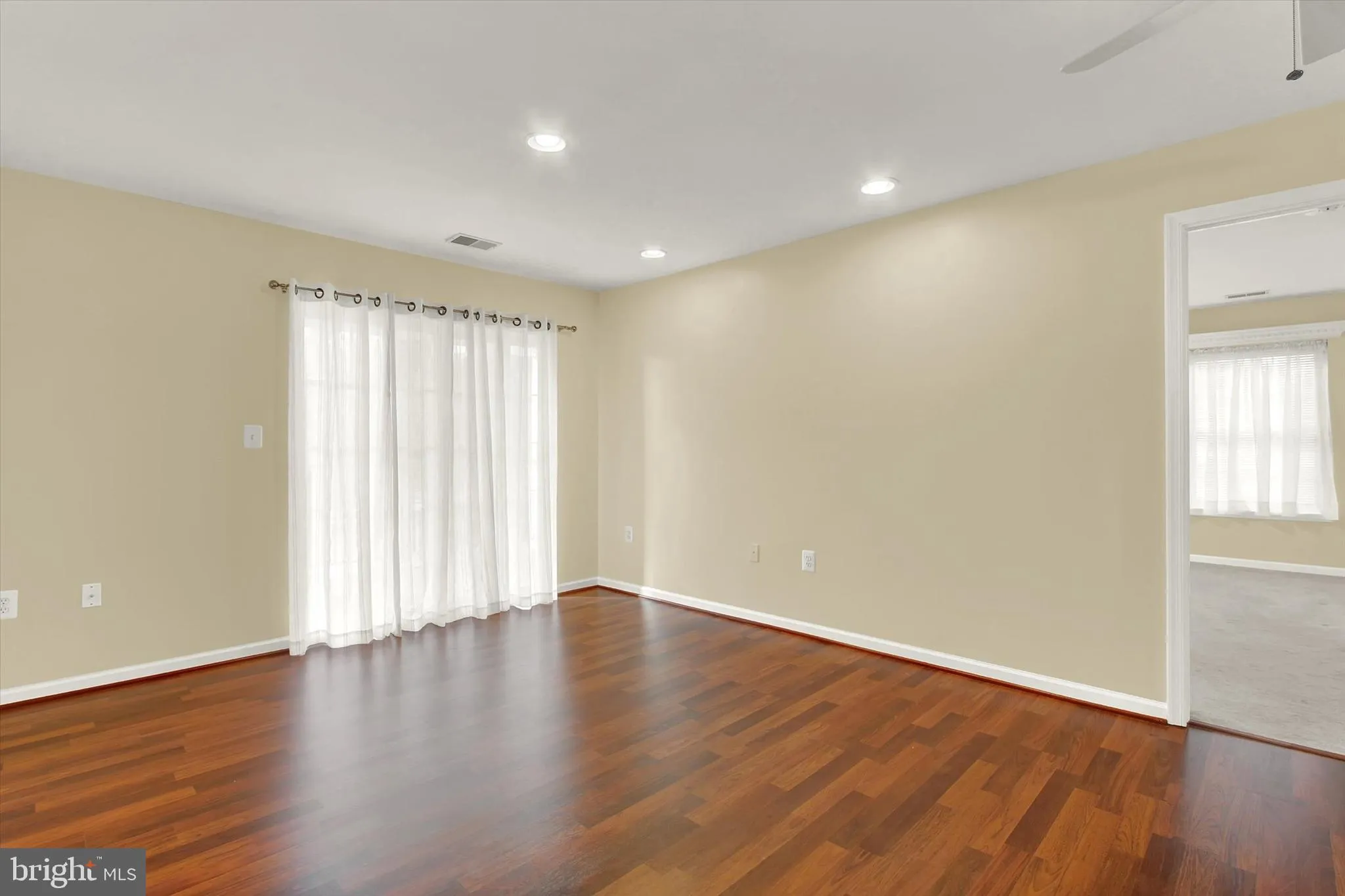 Sykesville, Maryland 21784, United States, 2 Bedrooms Bedrooms, ,2 BathroomsBathrooms,Residential,Active,244293