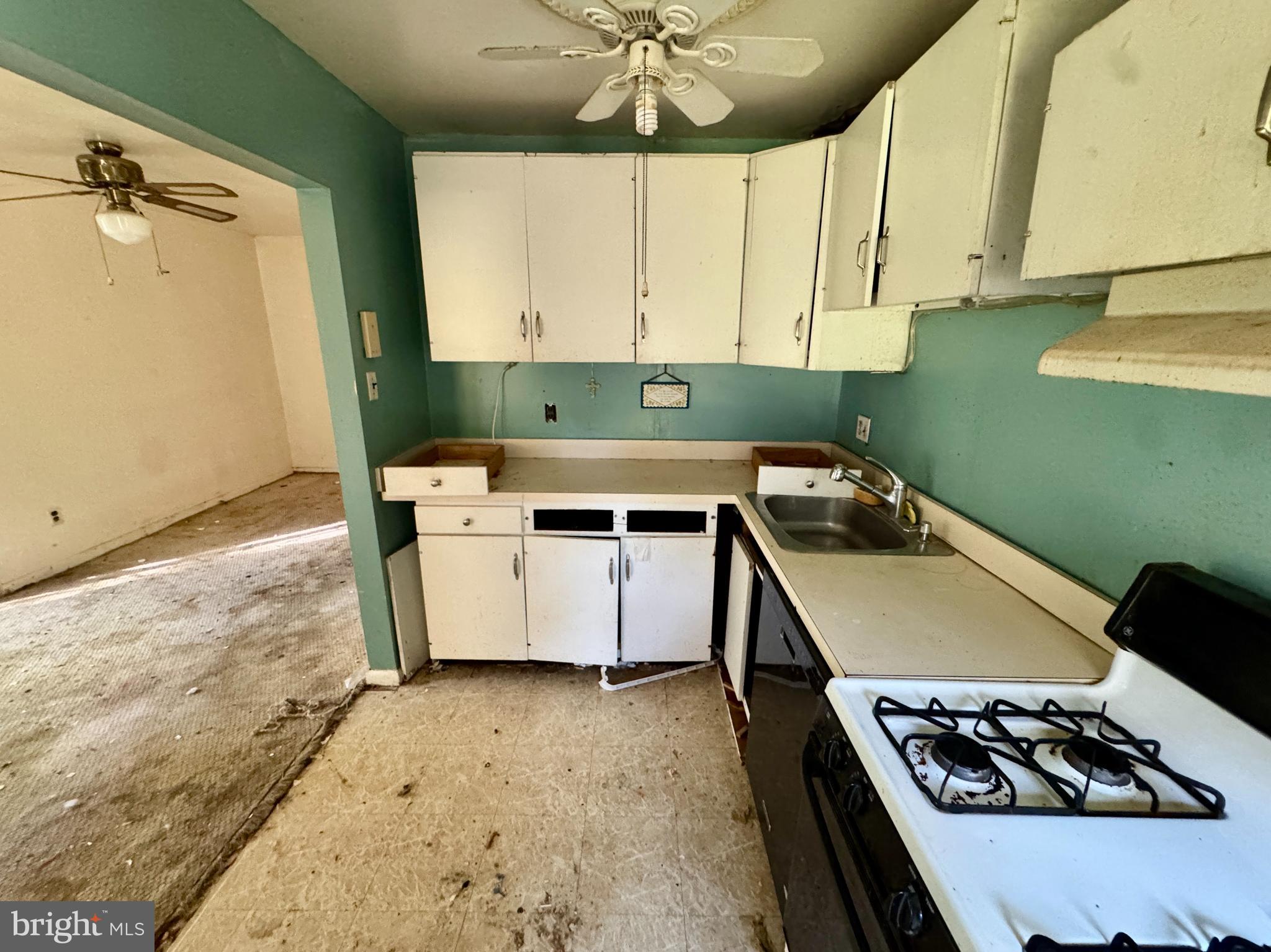 ROLLING VALLEY WEST - Residential