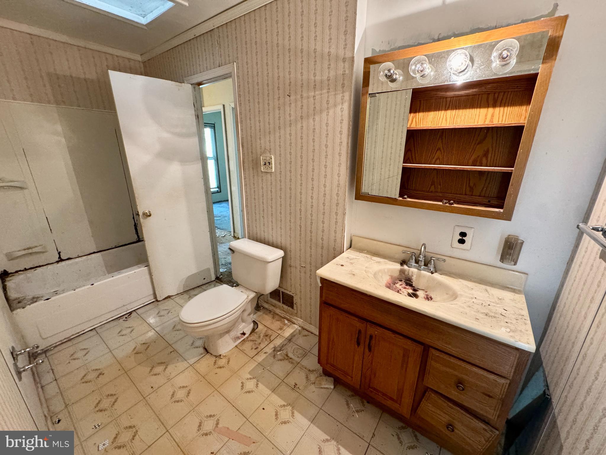 ROLLING VALLEY WEST - Residential