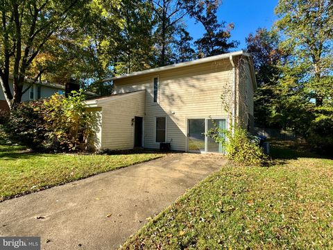 6214 GARRETSON STREET BURKE VA 22015