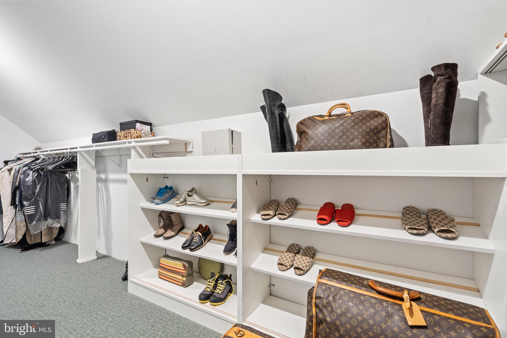 GRASONVILLE - Residential