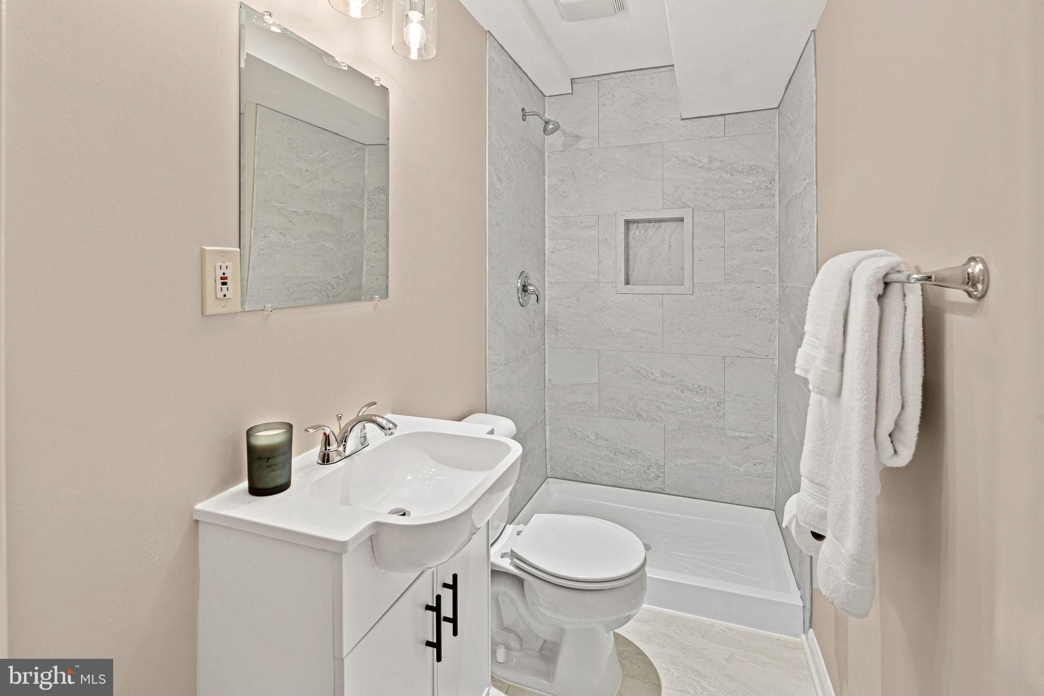 CASTLE STONE AT WHITE MARSH - Residential