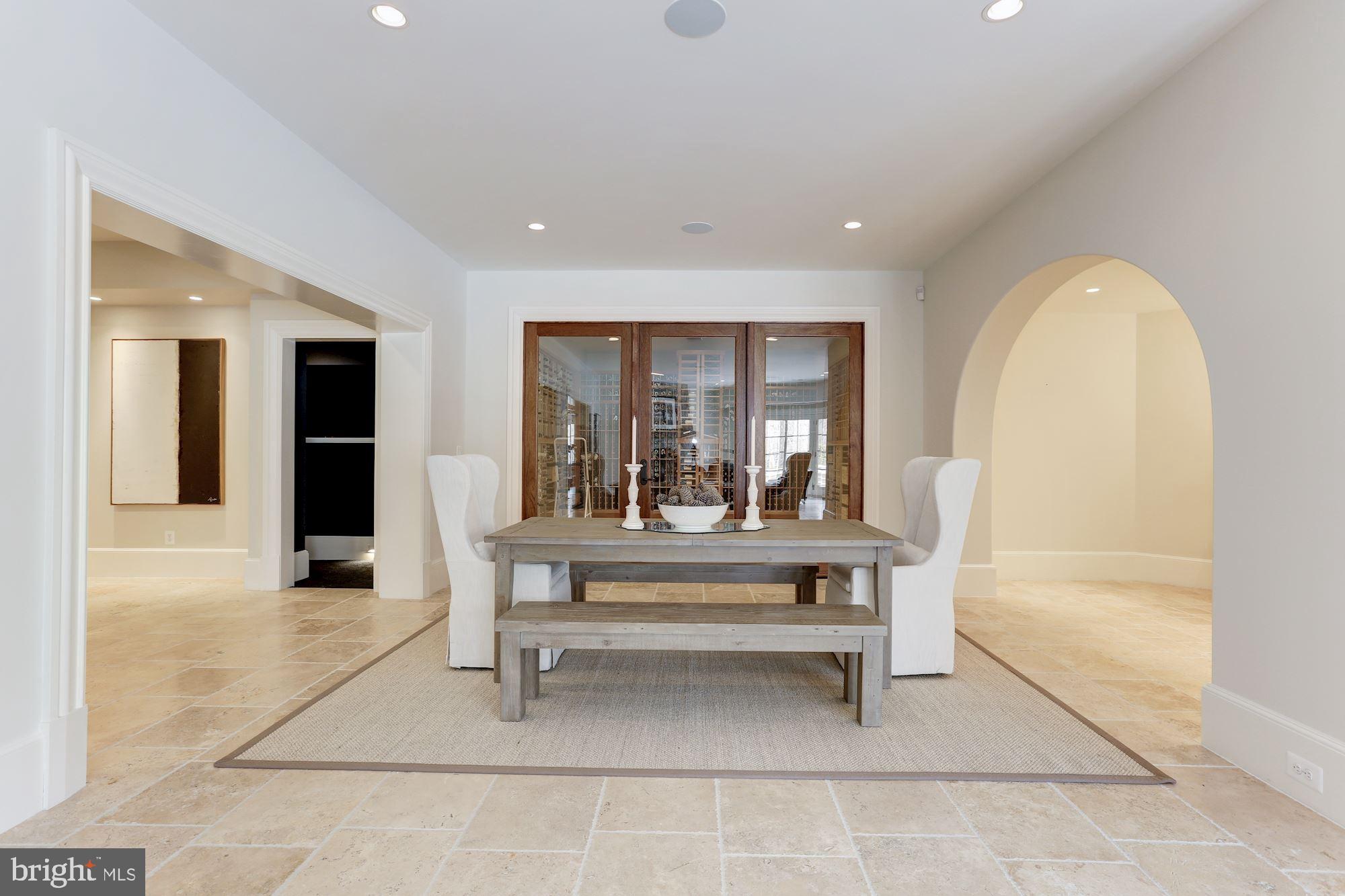 LANGLEY OAKS - Residential Lease