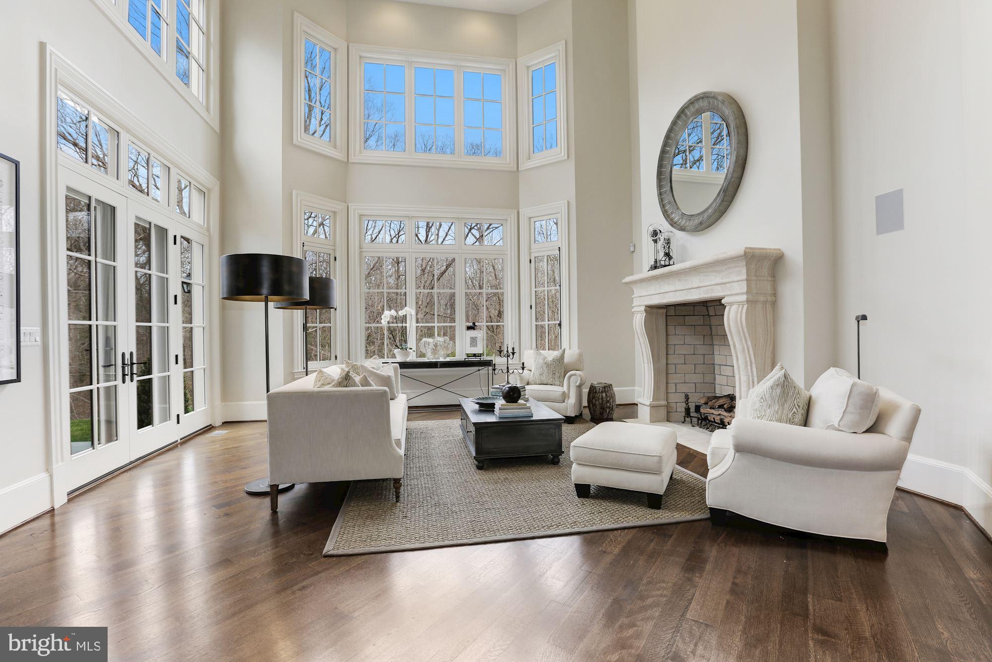 LANGLEY OAKS - Residential Lease