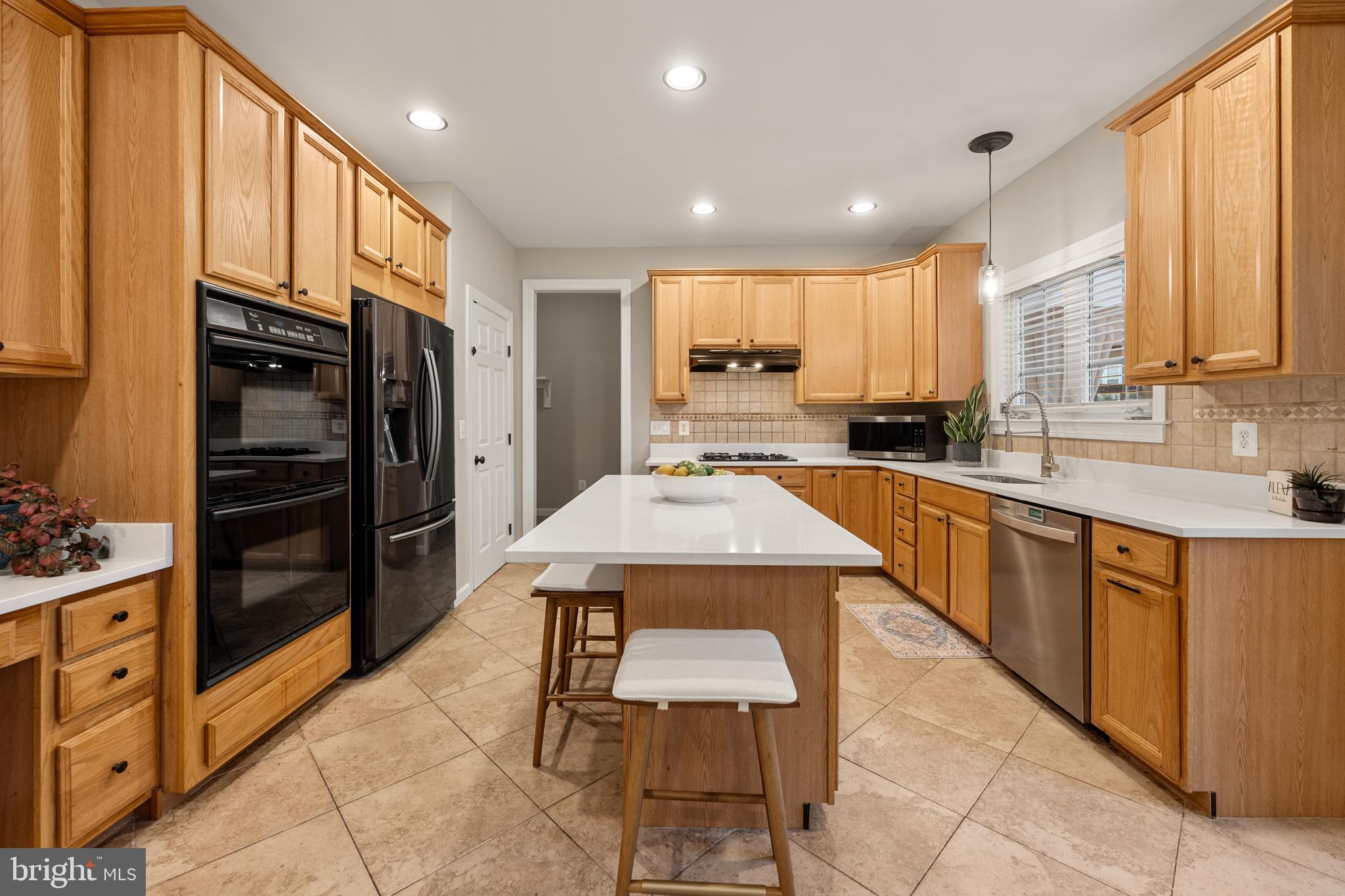 SOMERSET - Residential