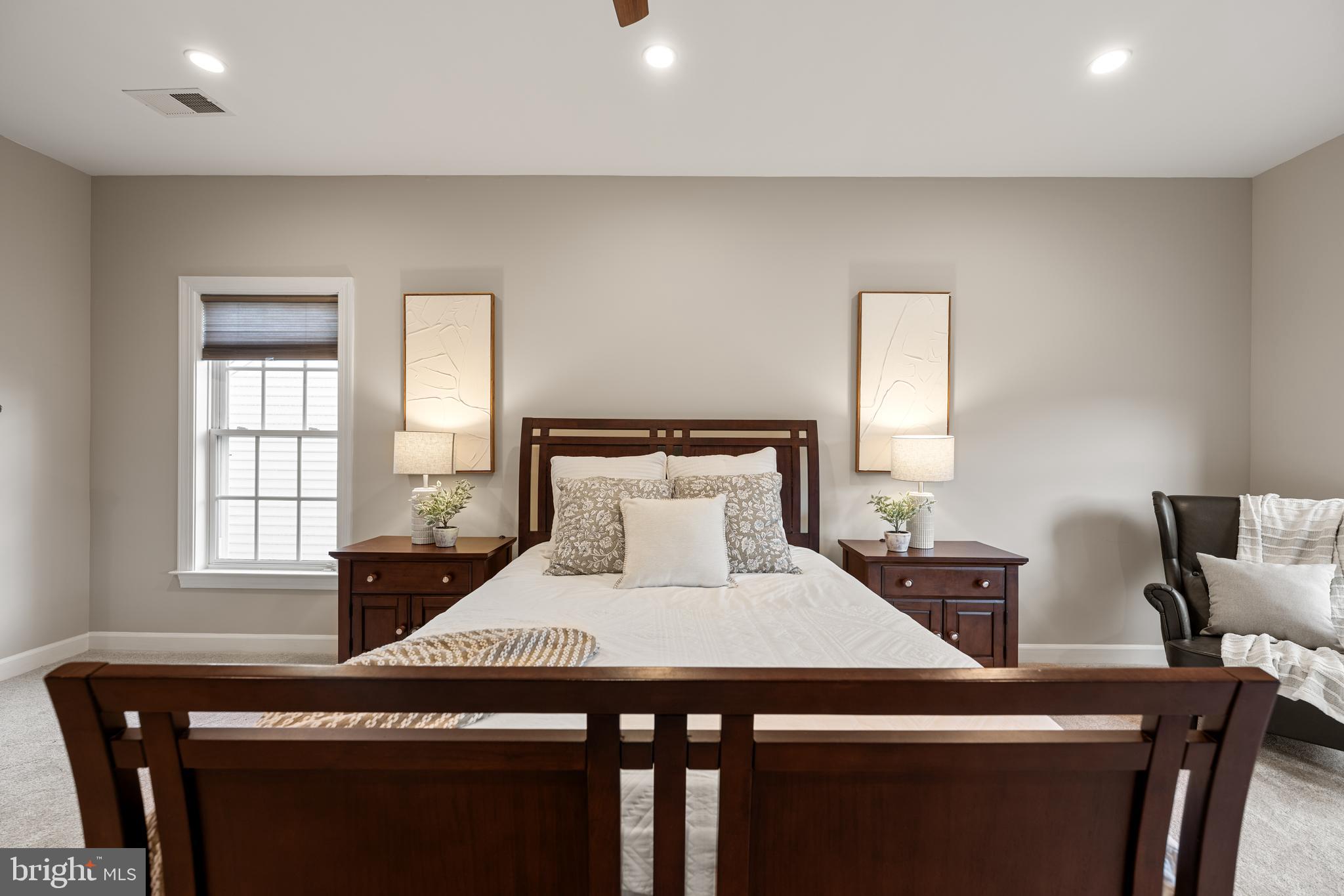 SOMERSET - Residential