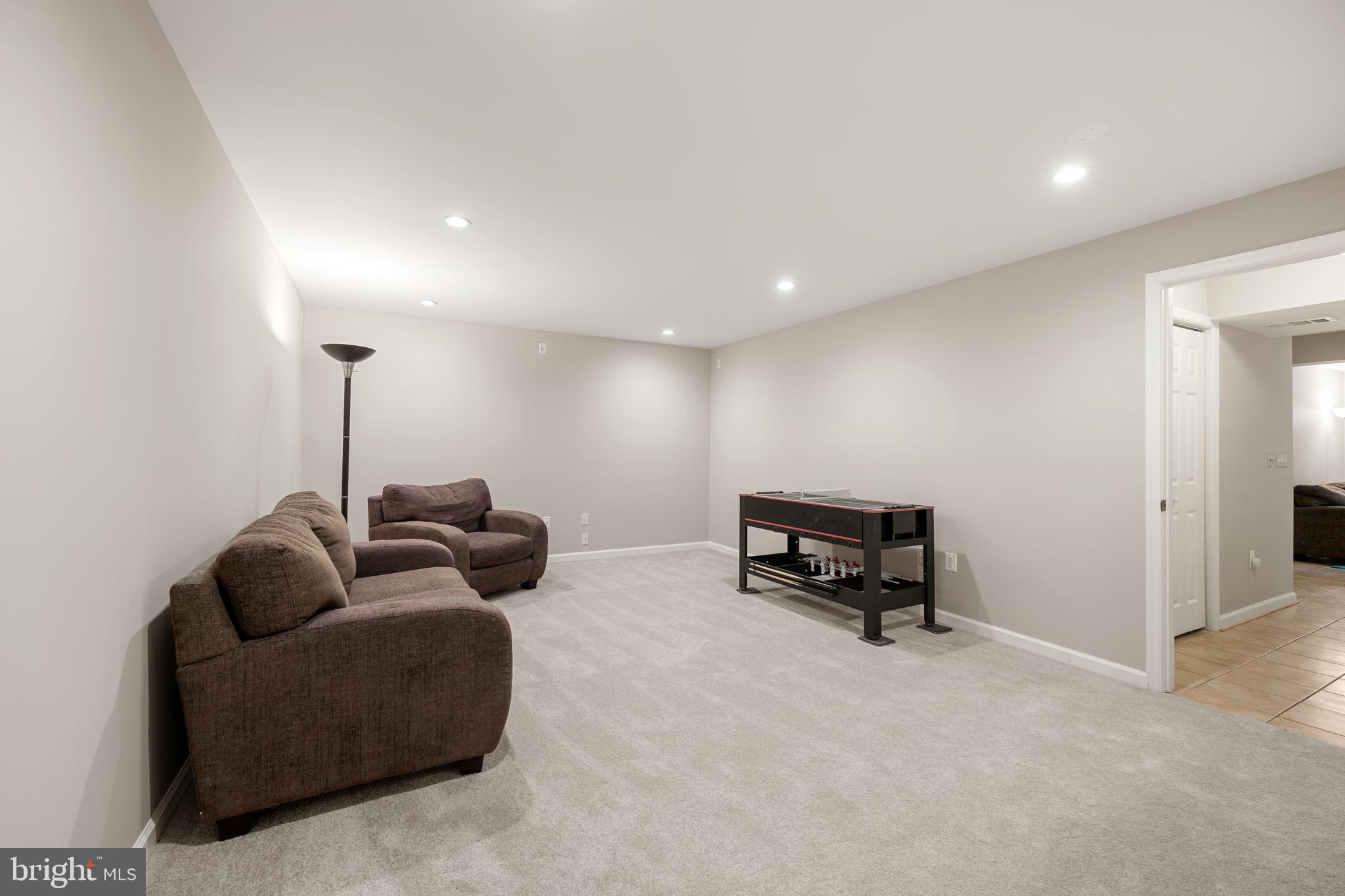 SOMERSET - Residential