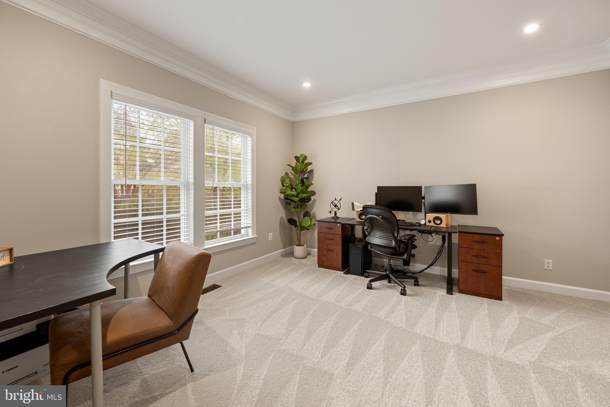 SOMERSET - Residential