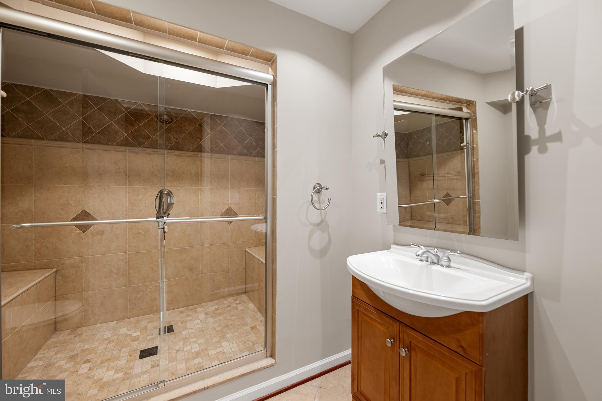 SOMERSET - Residential