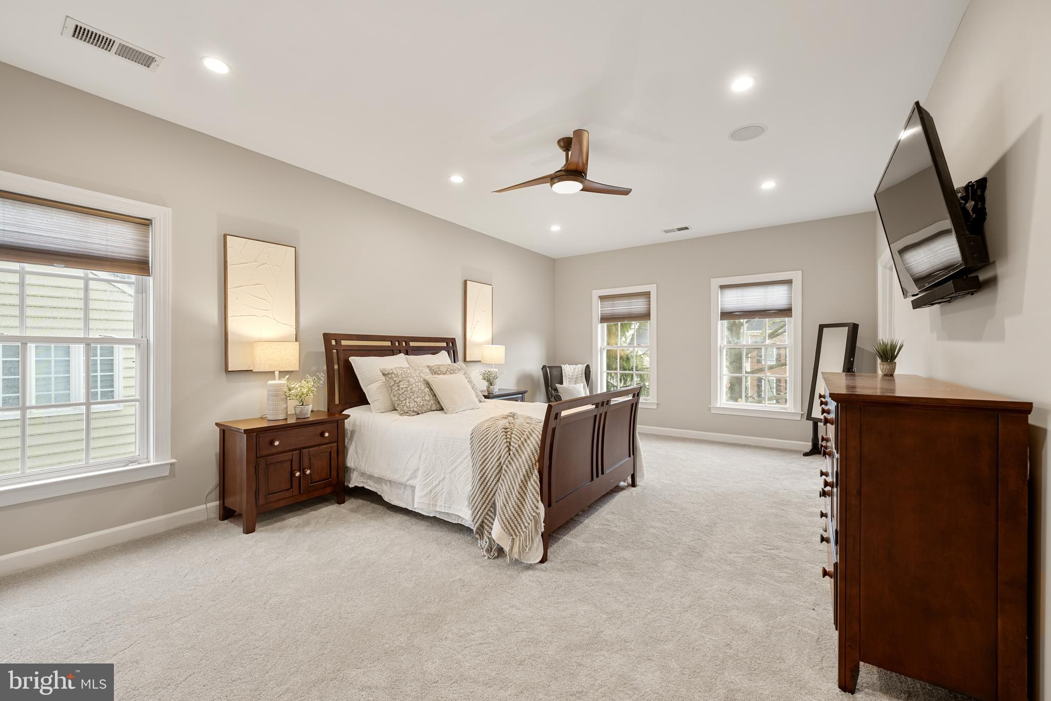 SOMERSET - Residential