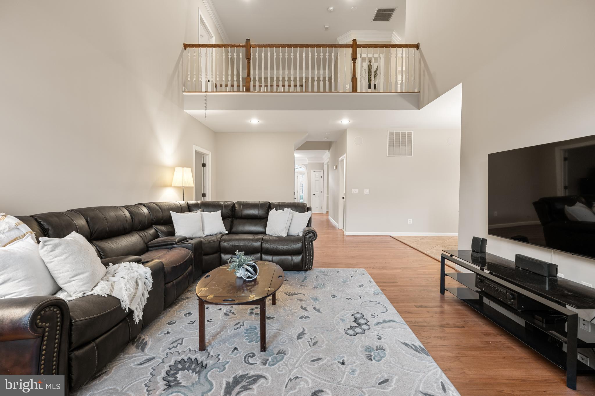 SOMERSET - Residential