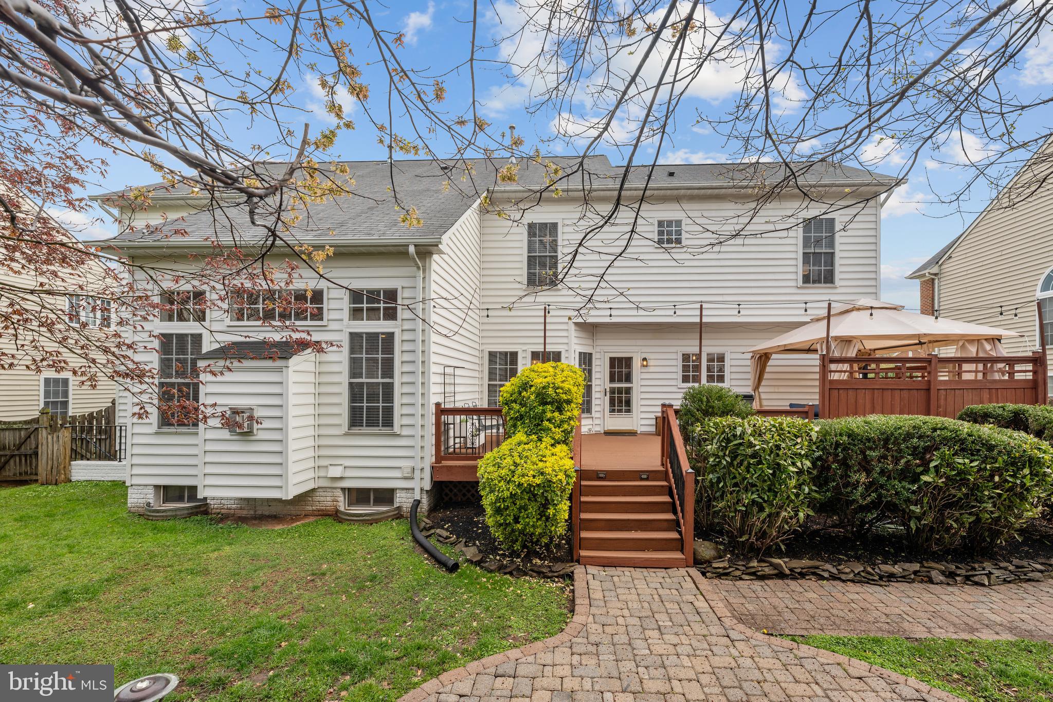 SOMERSET - Residential