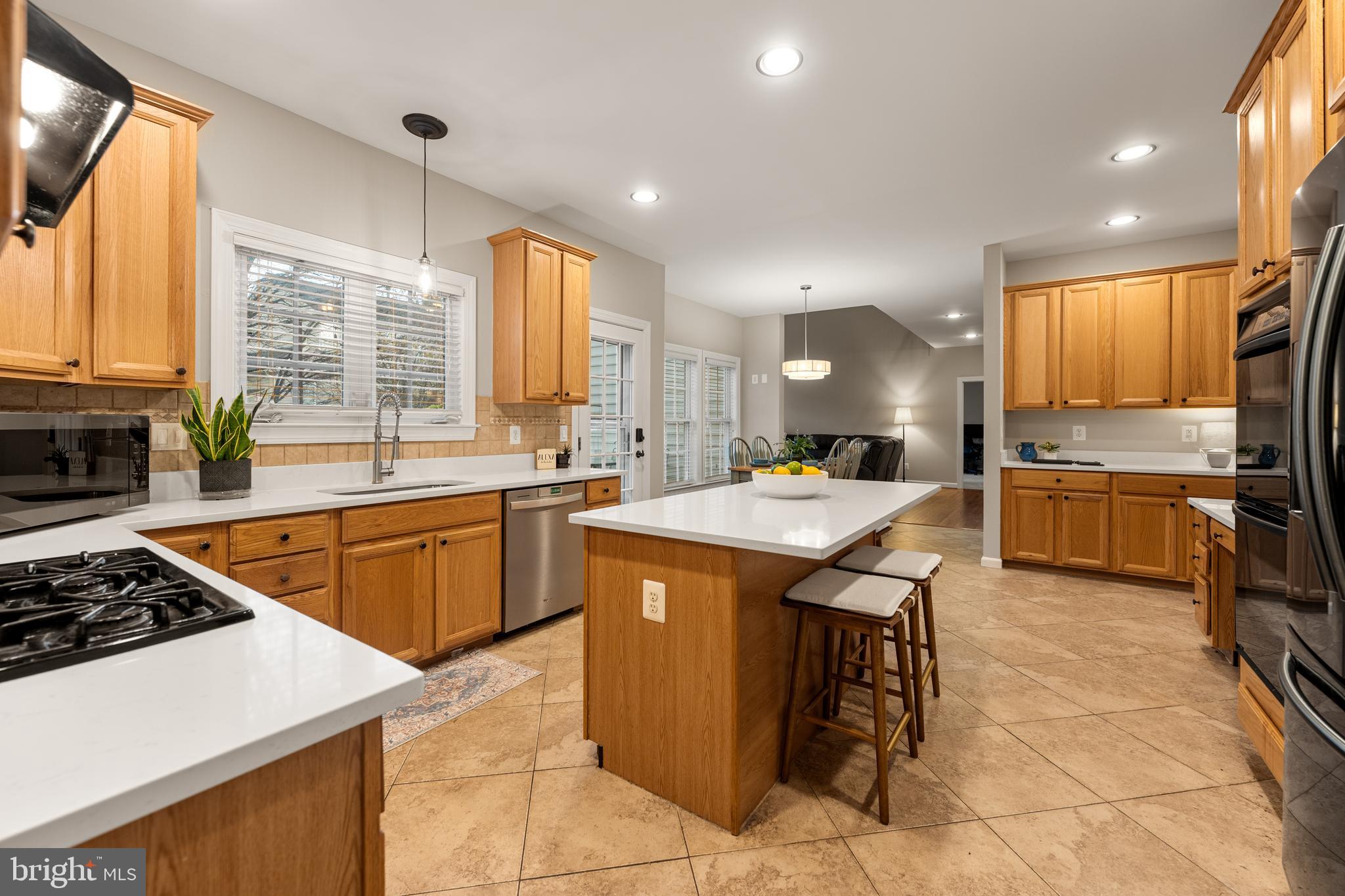 SOMERSET - Residential