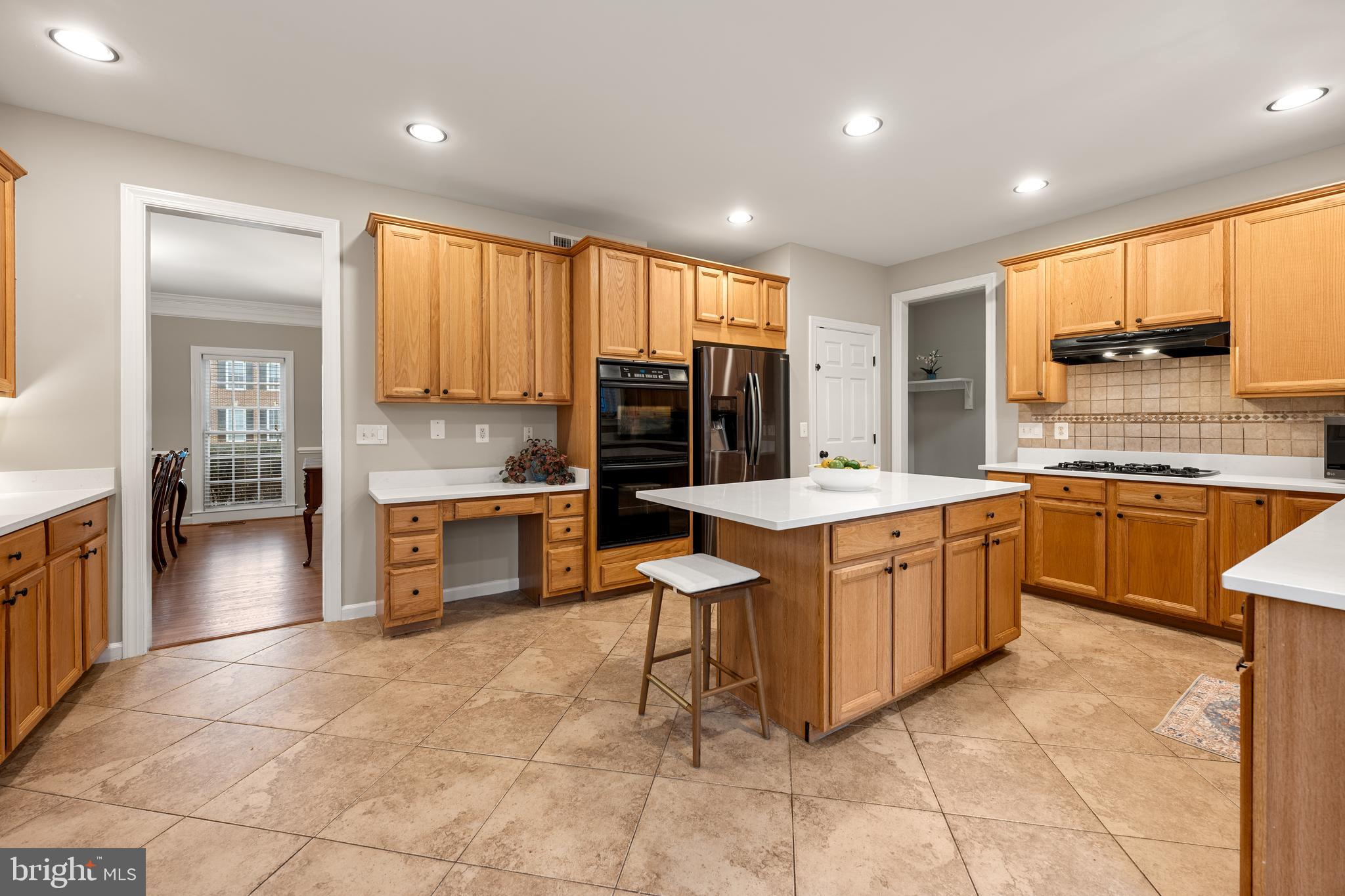 SOMERSET - Residential